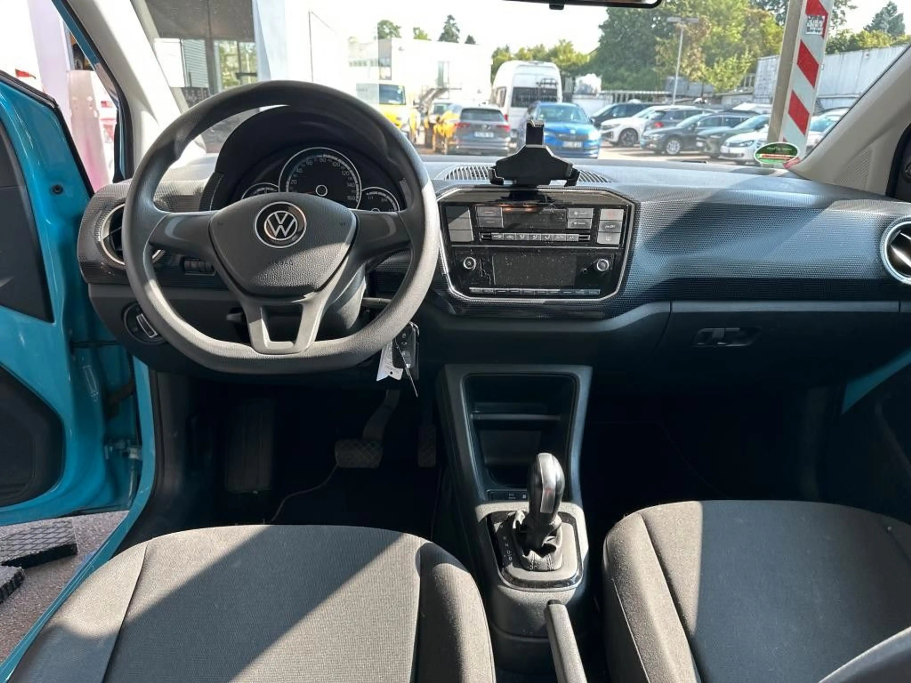 Volkswagen up! e-up! 61kW *CCS*KLIMA*DAB*SCHUKO* — photo 7