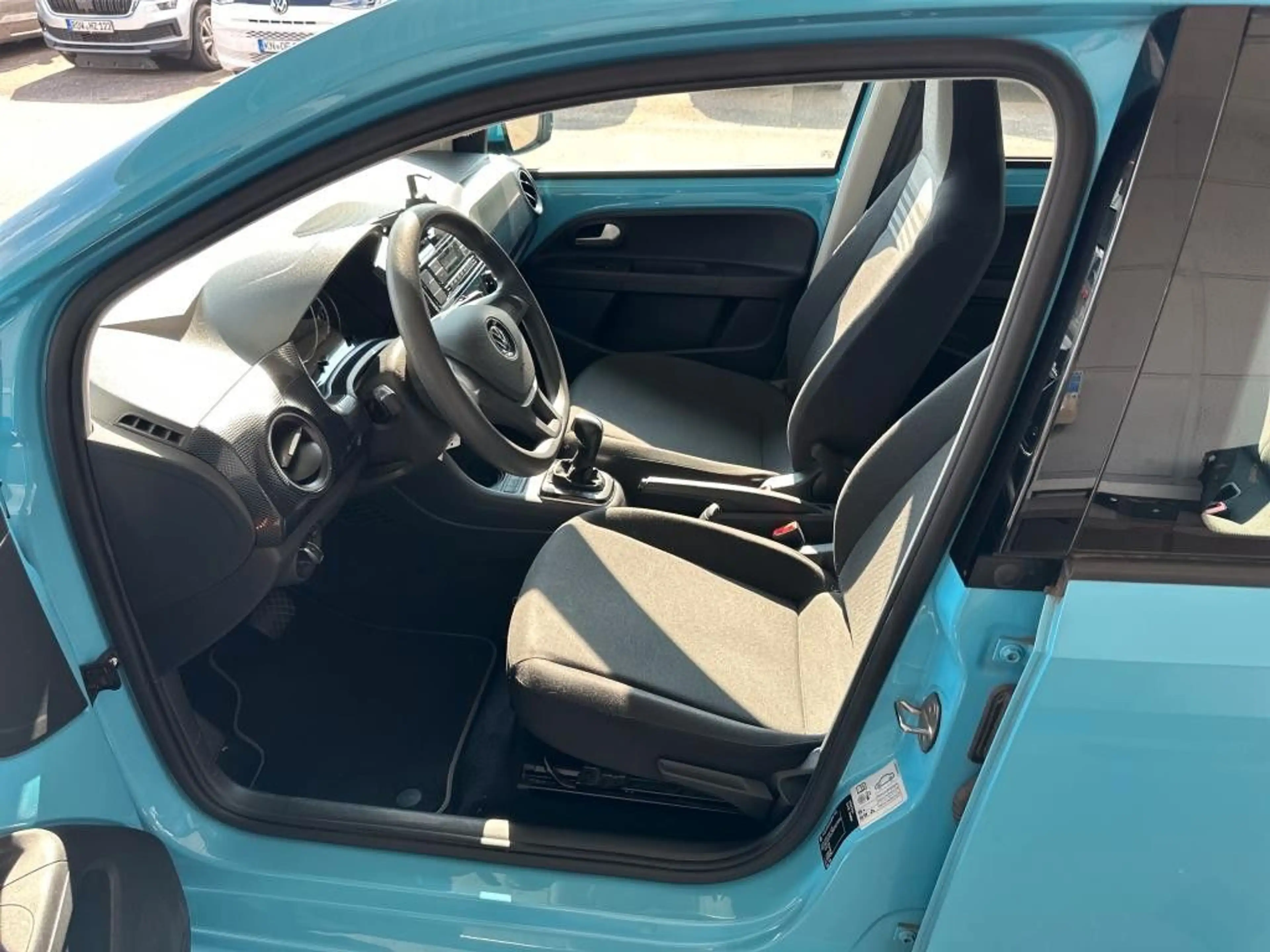 Volkswagen up! e-up! 61kW *CCS*KLIMA*DAB*SCHUKO* — photo 6