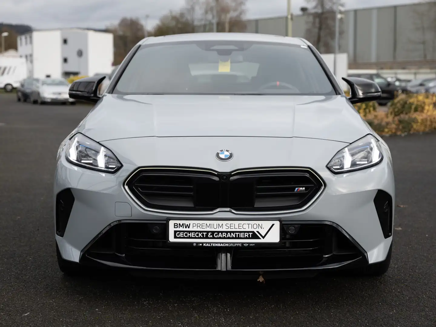 BMW 135 Mi xDrive PANO 360° LED ALUFELGEN 19 ZOLL Grau - 2