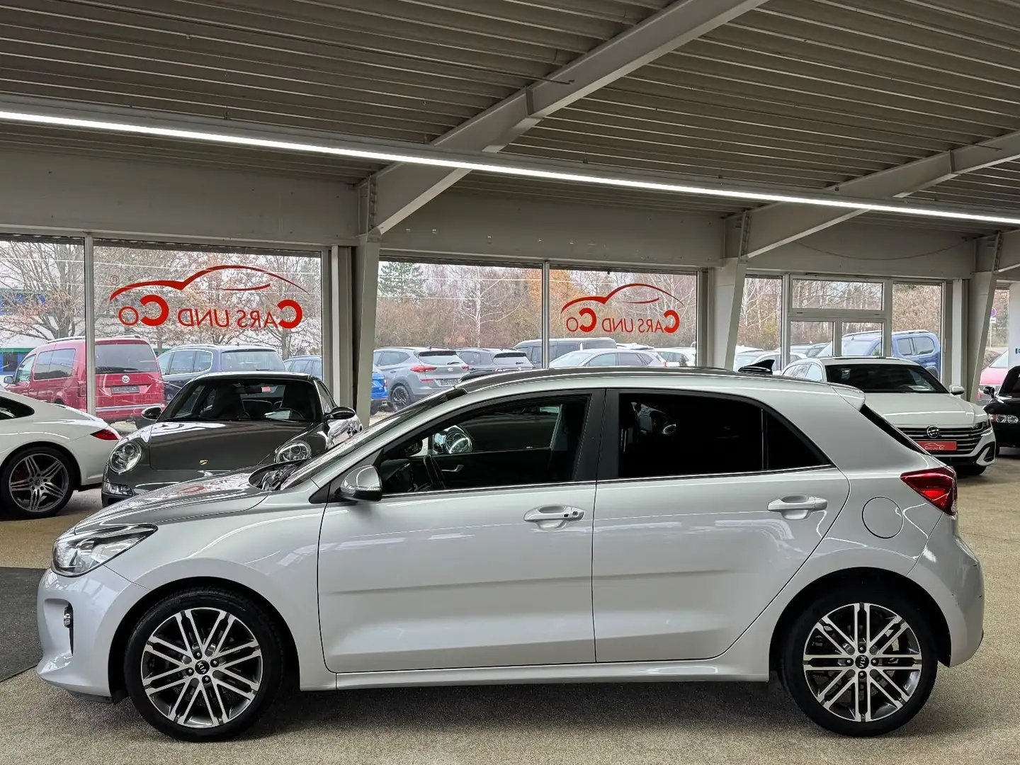 Kia Rio 1.4 Spirit ATG *SHZ*NAV*PDC*RK*TEM*LHZ* Silber - 2