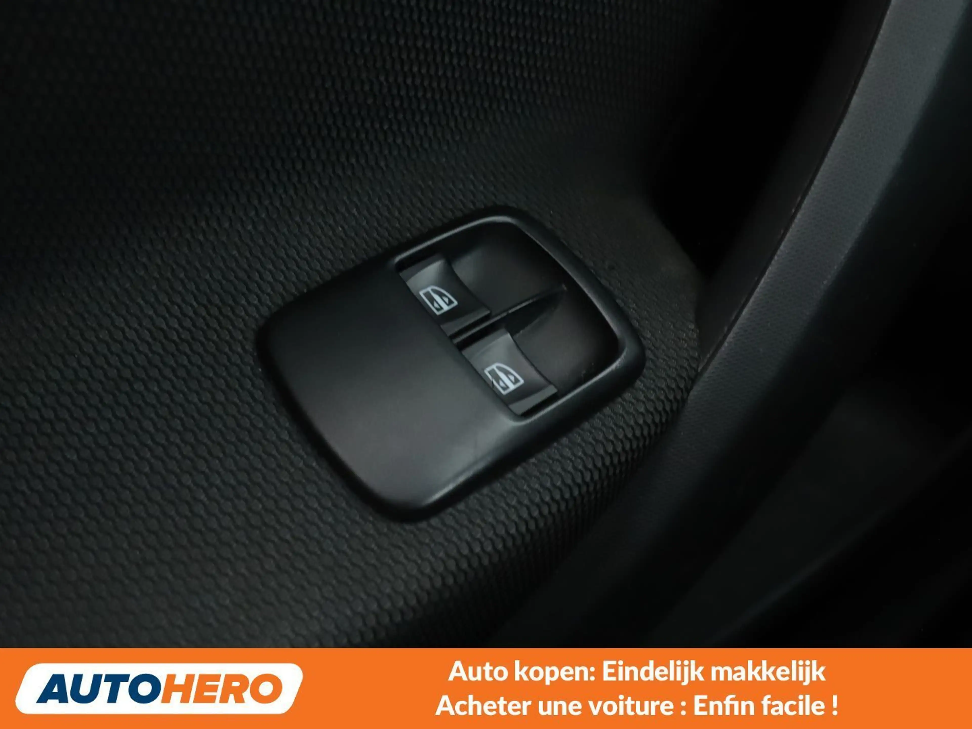 smart forFour 0.9 Turbo Basis passion — photo 11