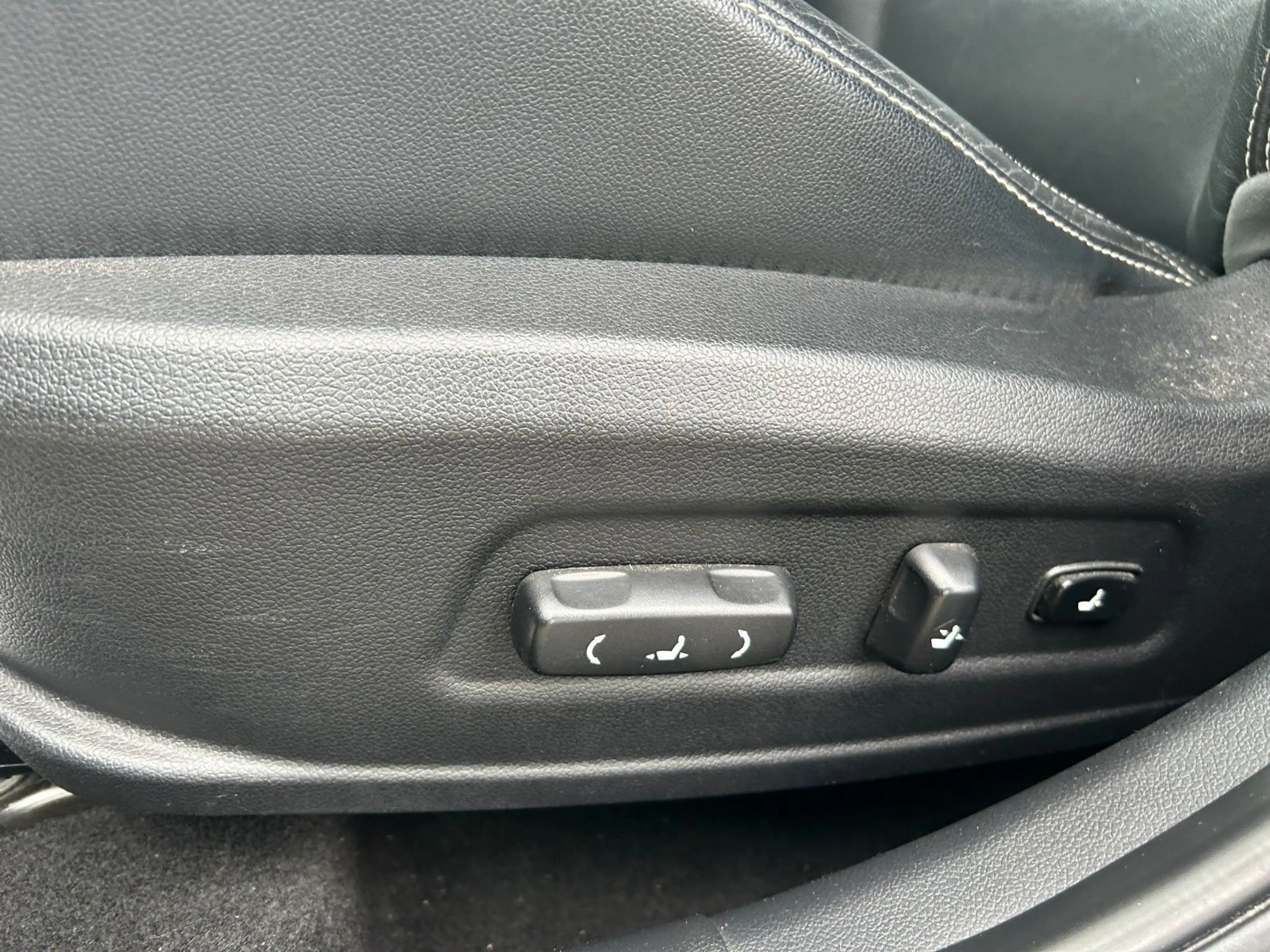 Kia Ceed SW / cee'd SW 1.6 CRDi Platinum Edition — photo 11