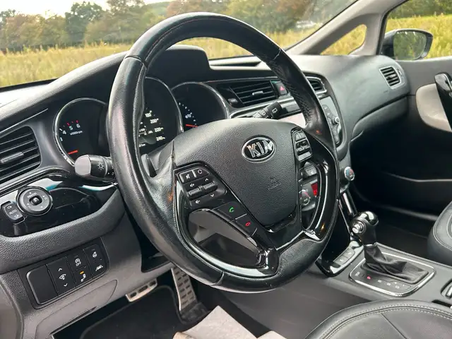 Kia Ceed view 15