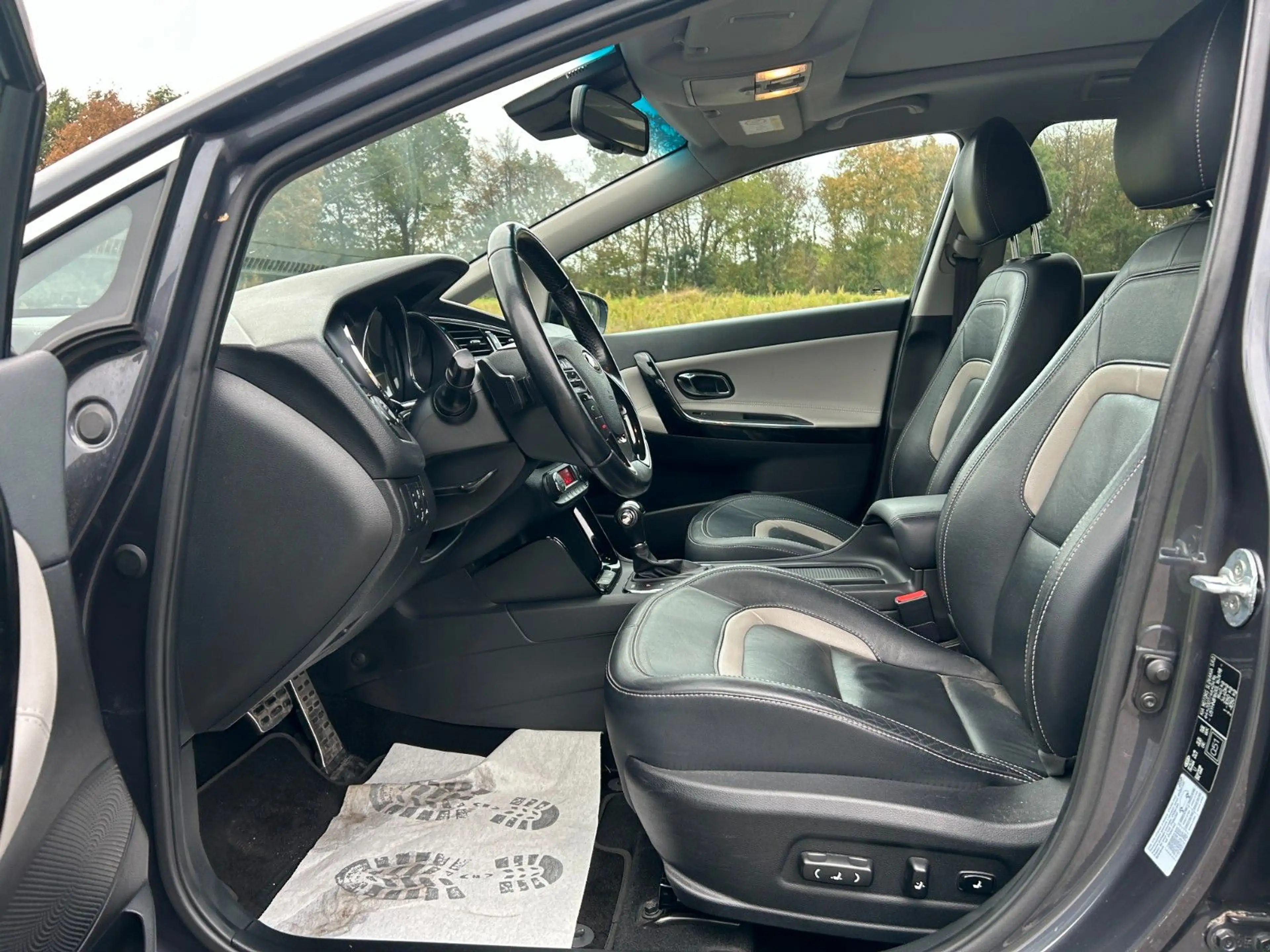 Kia Ceed SW / cee'd SW 1.6 CRDi Platinum Edition — photo 10