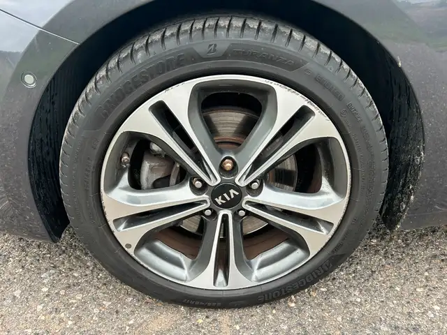 Kia Ceed view 9