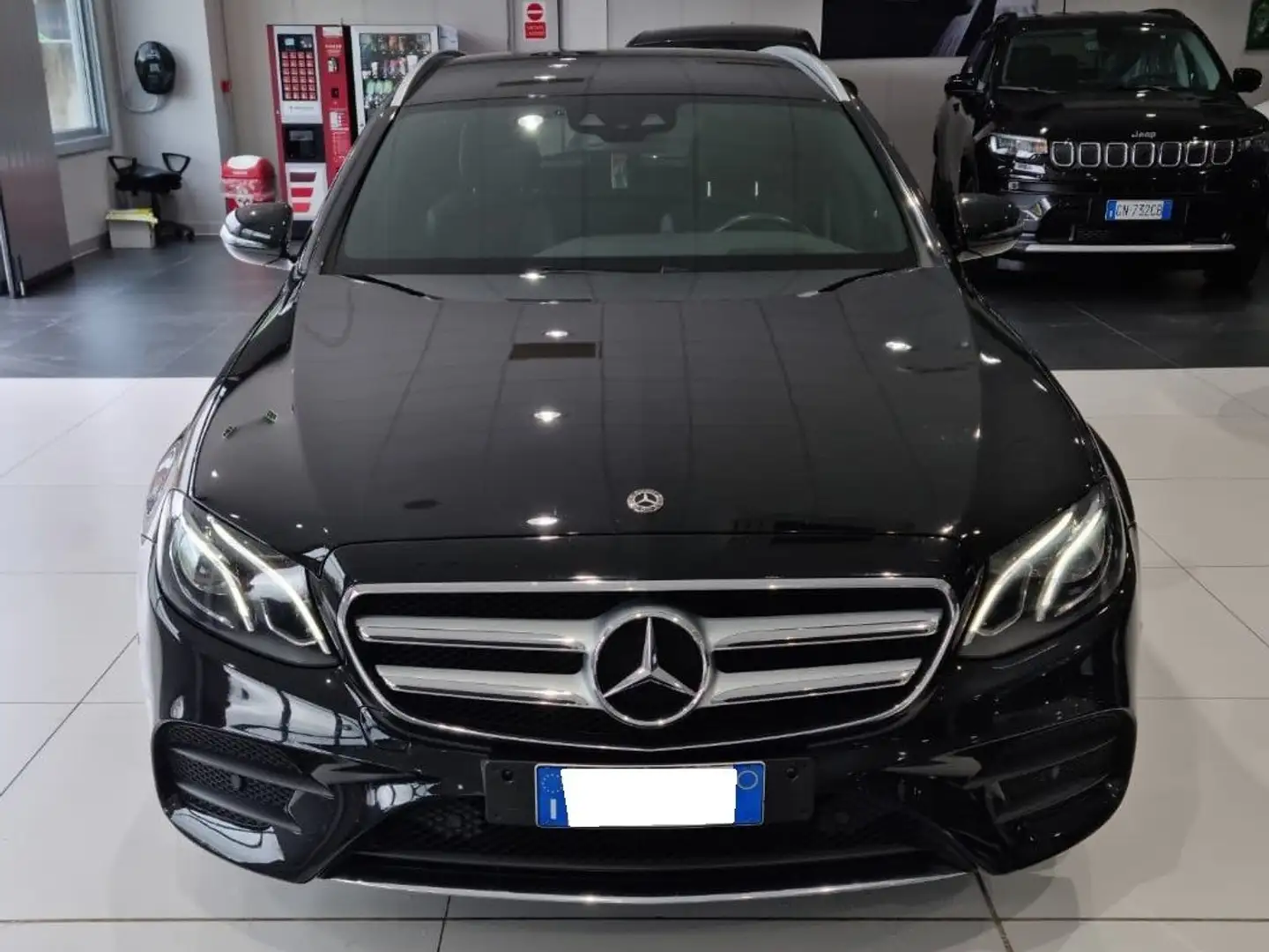 Mercedes-Benz E 400 E 400 SW d Premium 4matic auto Zwart - 2