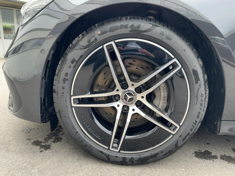 Mercedes-Benz E 220 d 4MATIC T-Modell ACC Navi Sport S-Sitz — photo 4