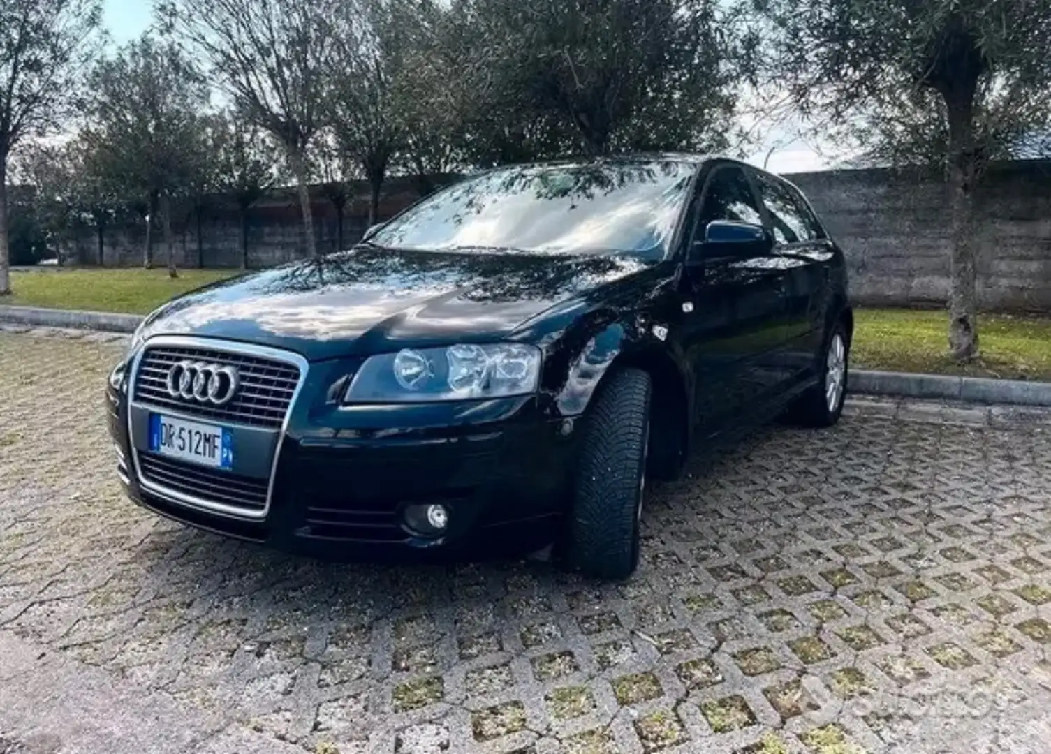 Audi A3 Sportback 1.9 tdi Attraction fap Negro - 1