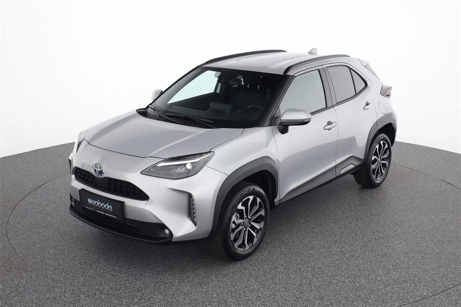 Toyota Yaris Cross 1,5l Hyb. 4x2 Active Drive + Safety Silber - 2