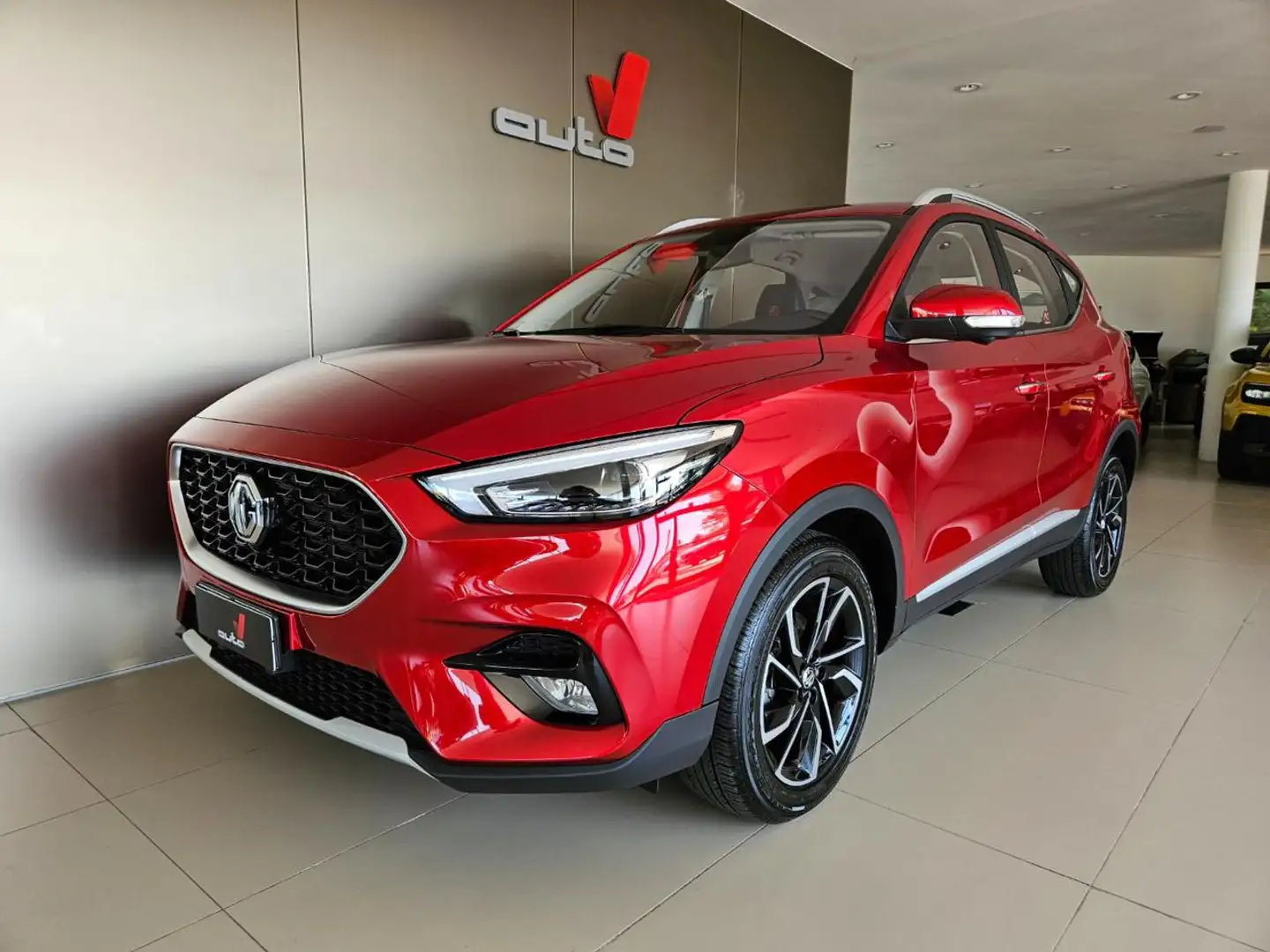 MG ZS 1.5 VTi-tech Luxury Rood - 2