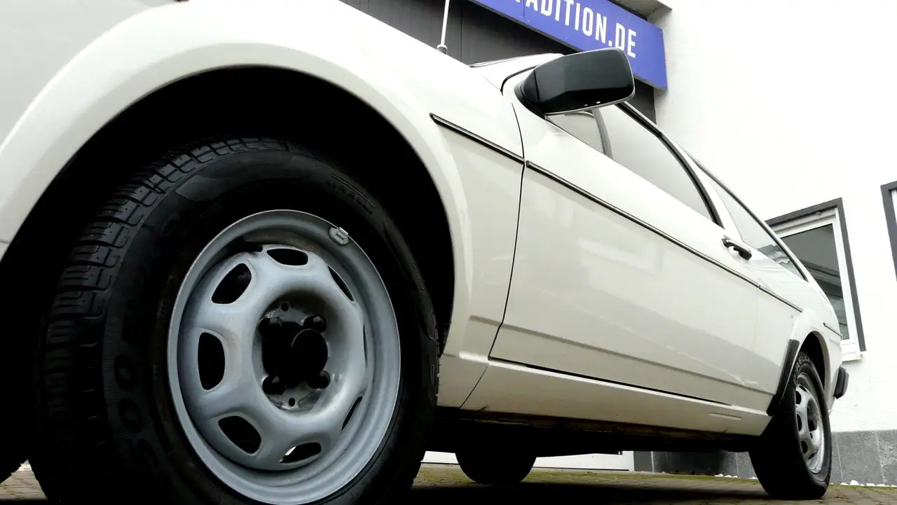 Volkswagen Scirocco GL Automatic -Traumzustand-Historie komplett-H Zul, foto 11