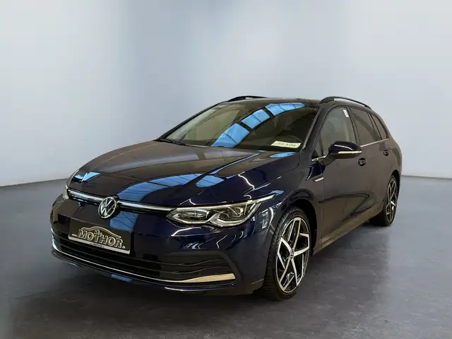 Volkswagen Golf view 2