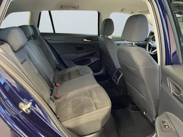 Volkswagen Golf view 11
