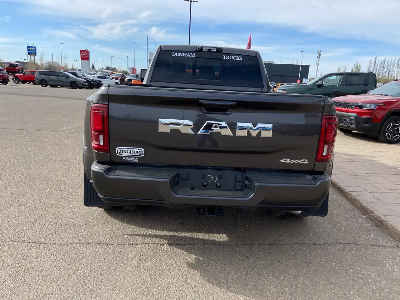 RAM 3500 снимка RAM 3500