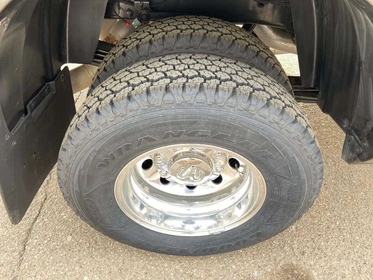 RAM 3500 снимка RAM 3500