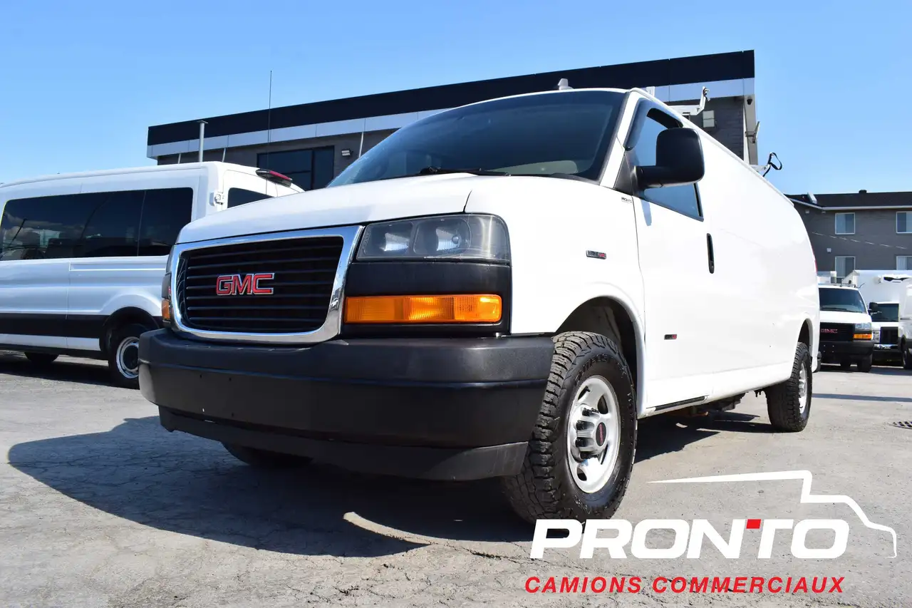 GMC Savana снимка GMC Savana