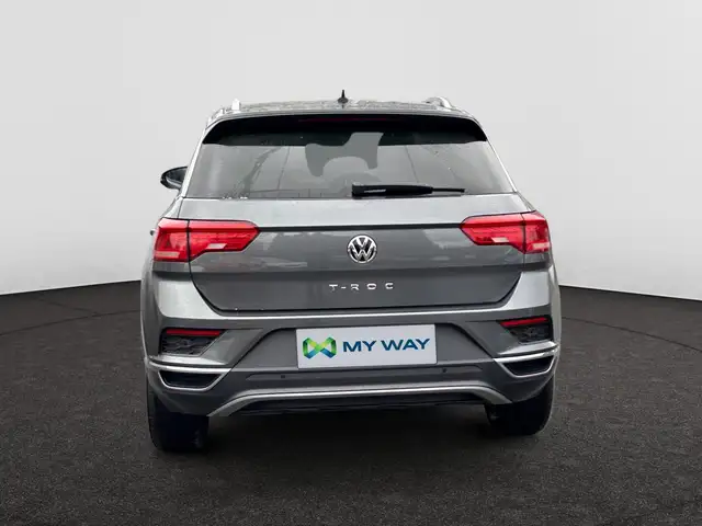 Volkswagen T-Roc view 6