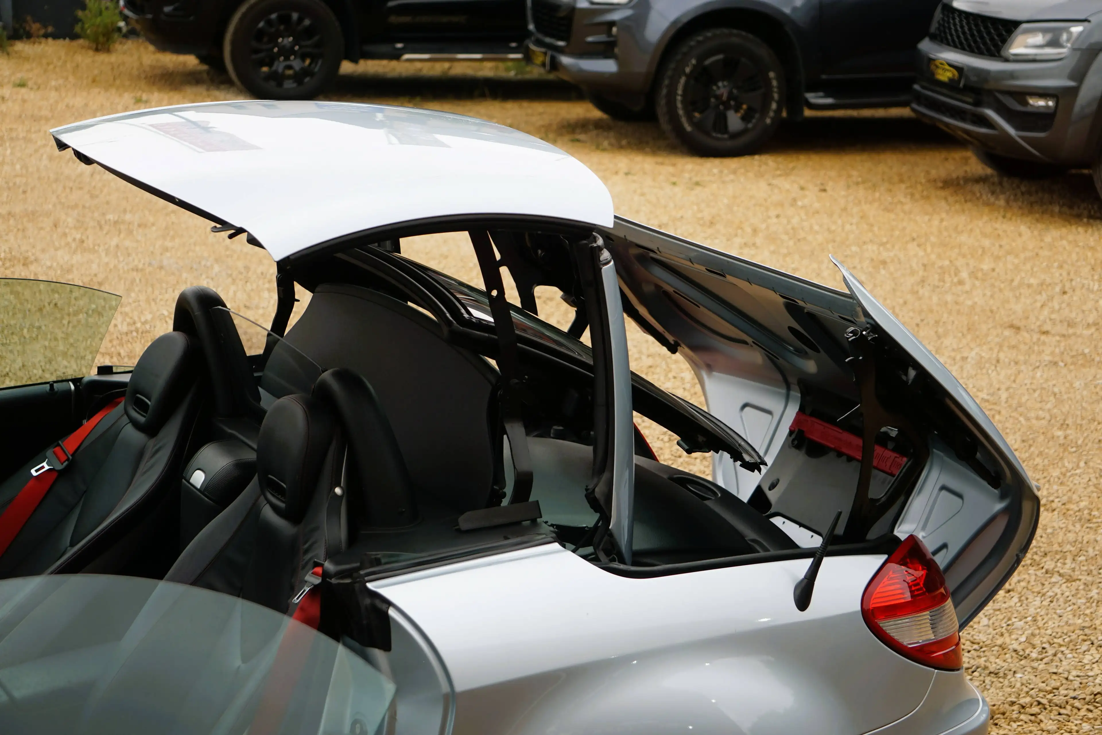 Mercedes-Benz SLK 200 Kompressor Sport Edition LORINSOR / AUTO / BI-XENON / PDC / CLIM / CHAUFFE NUQUE — photo 8