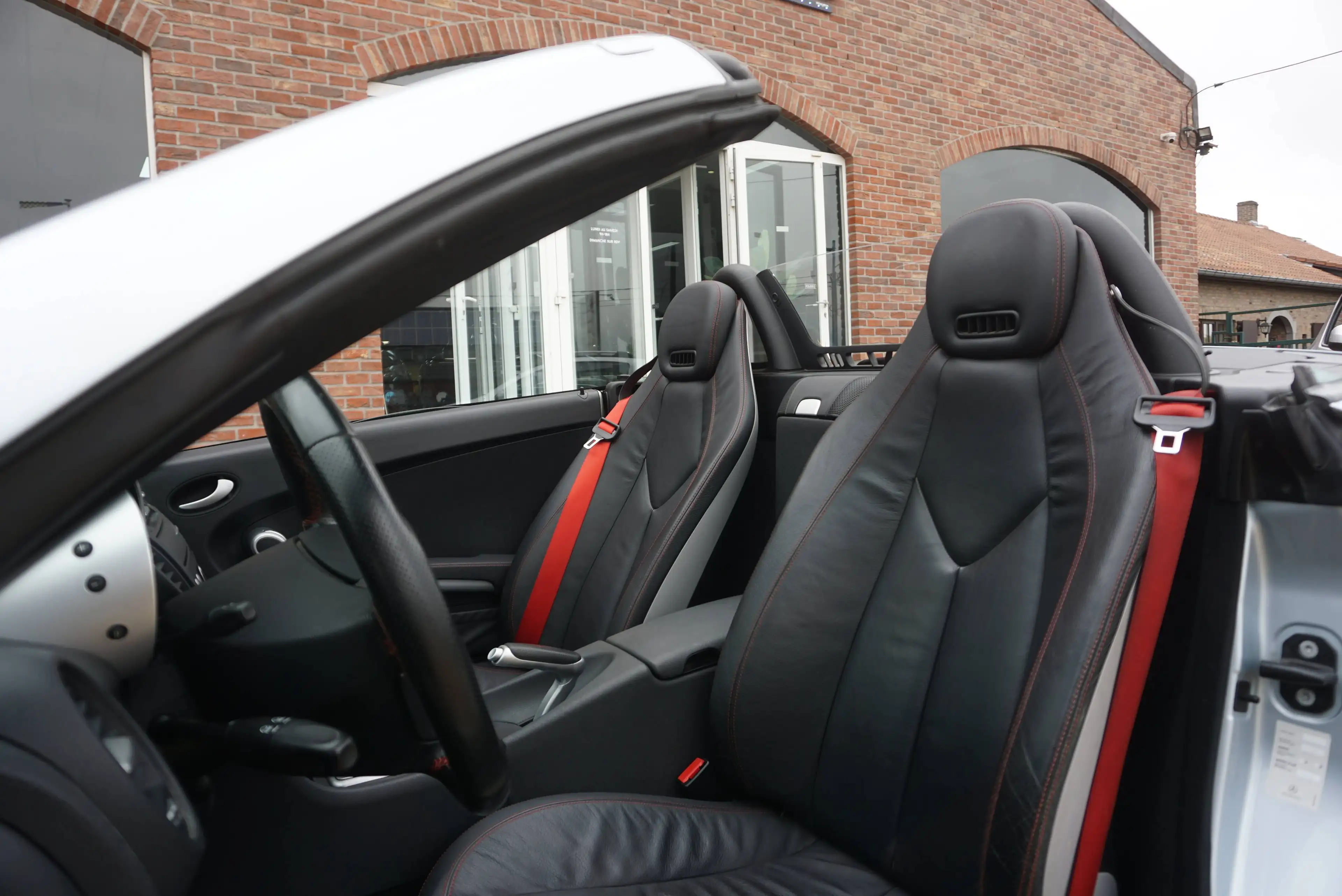 Mercedes-Benz SLK 200 Kompressor Sport Edition LORINSOR / AUTO / BI-XENON / PDC / CLIM / CHAUFFE NUQUE — photo 15