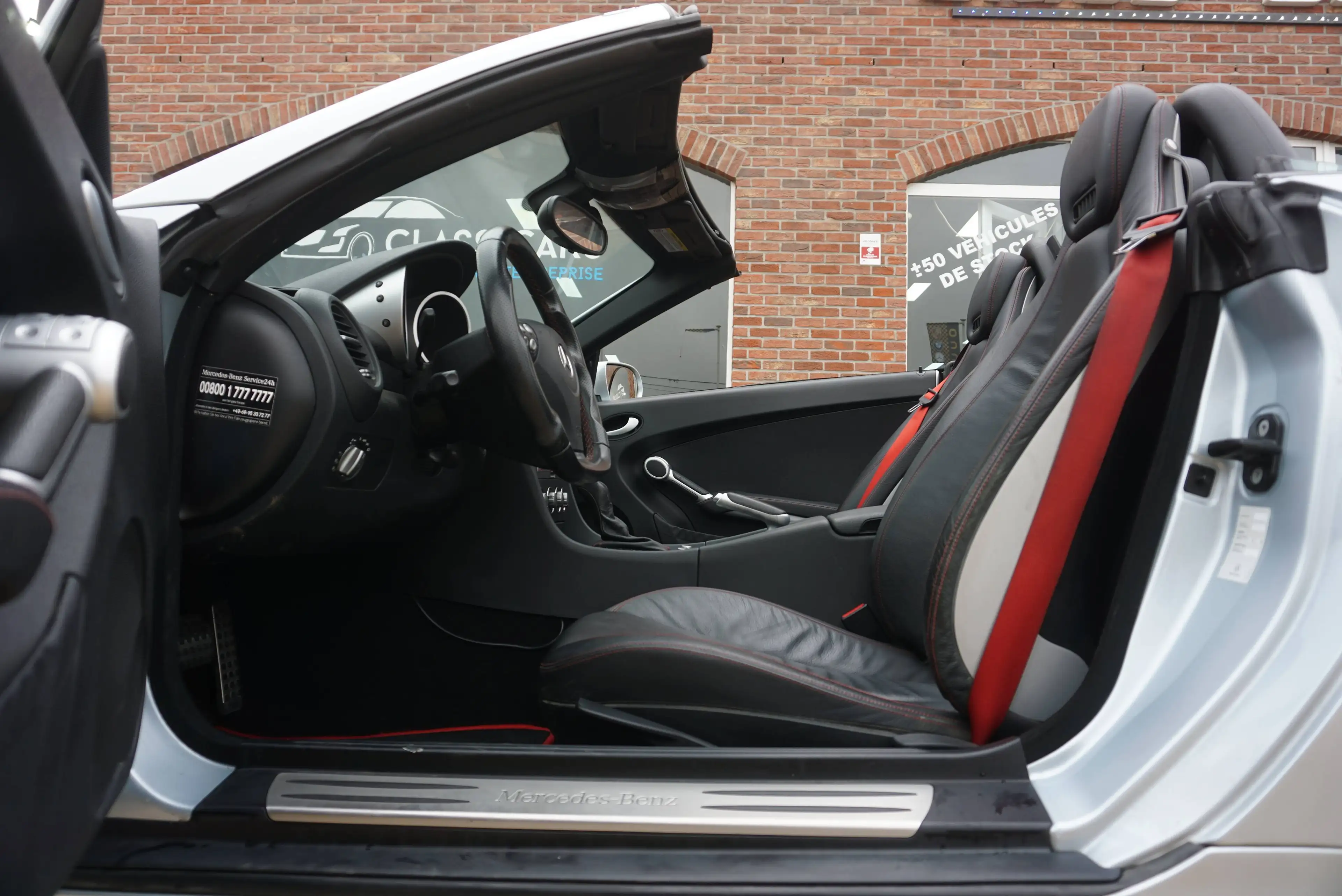Mercedes-Benz SLK 200 Kompressor Sport Edition LORINSOR / AUTO / BI-XENON / PDC / CLIM / CHAUFFE NUQUE — photo 14