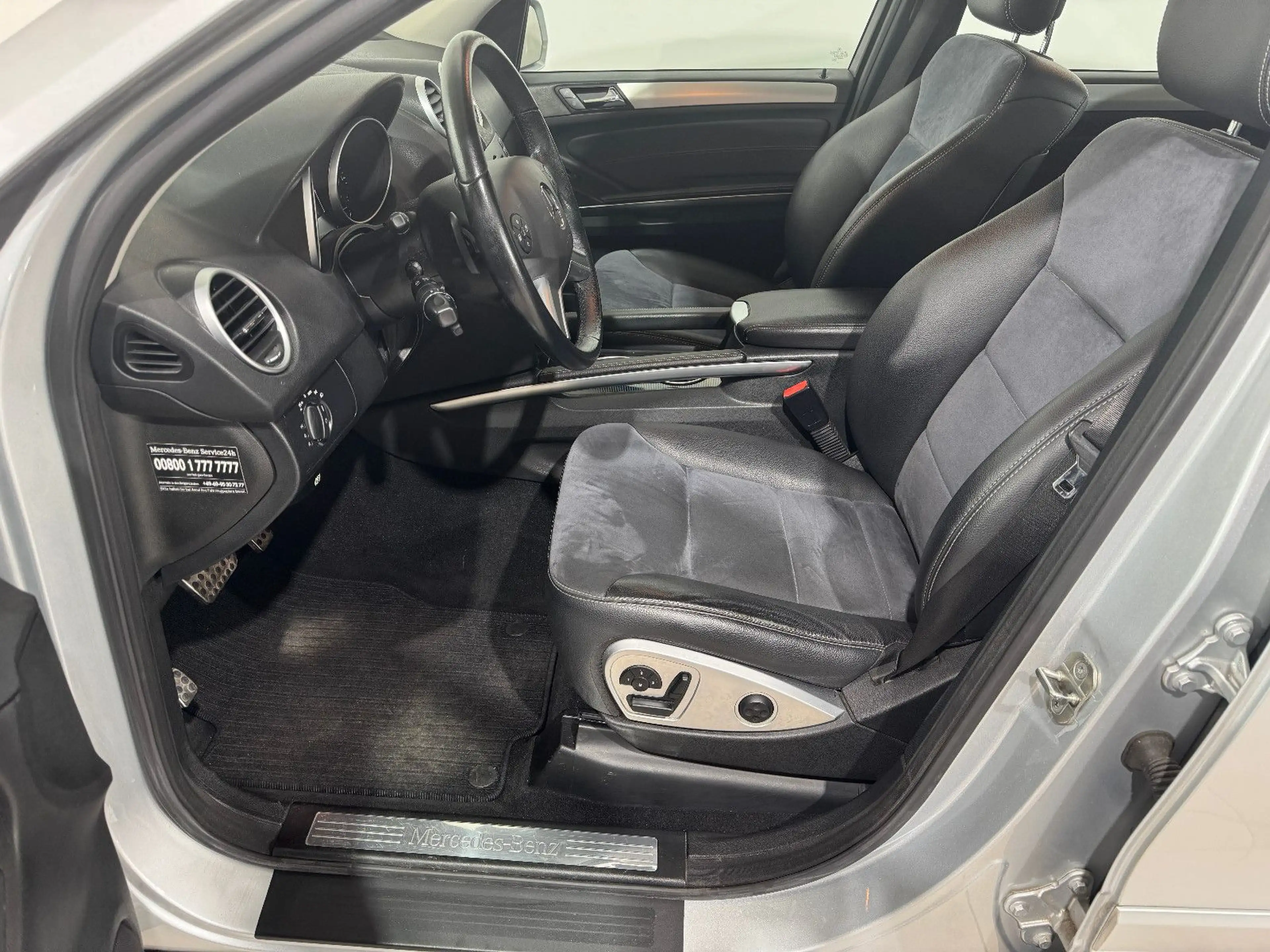 Mercedes-Benz ML 350 *2.HAND+SCHIEBEDACH+20"ALLWETTER+STANDHEIZ — photo 8