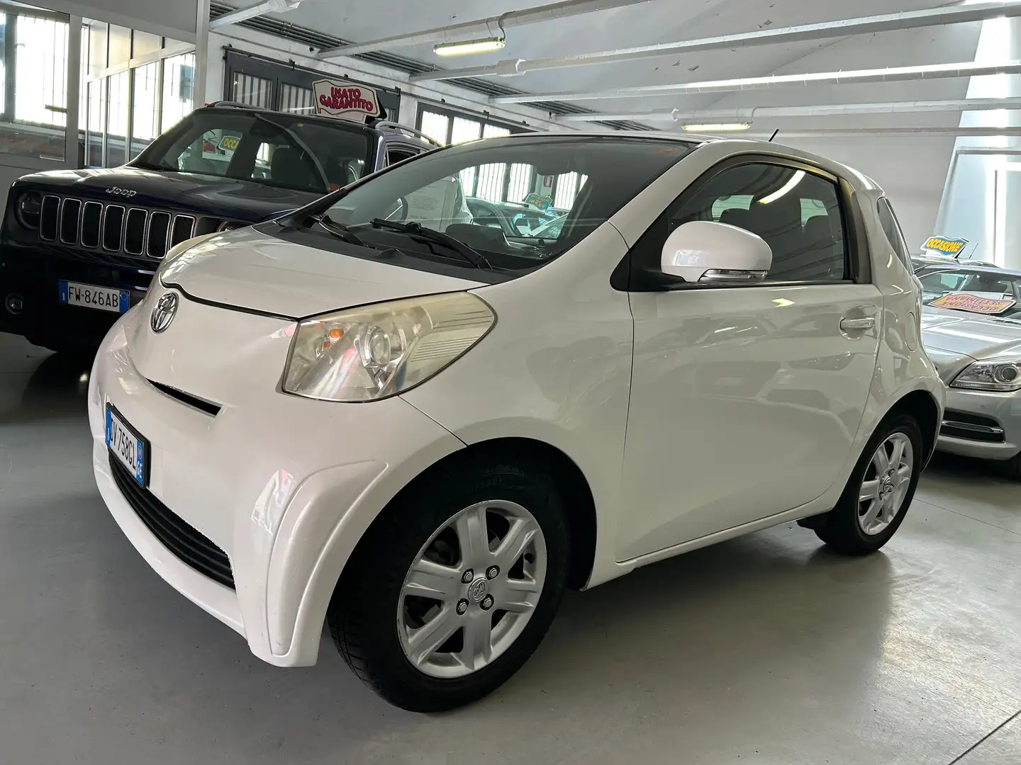 Toyota iQ iQ 1.0 cvt (multidrive) Bianco - 2