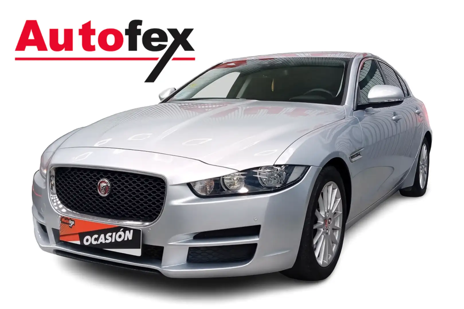Jaguar XE 2.0 Diesel Prestige Aut. 180 Argent - 1