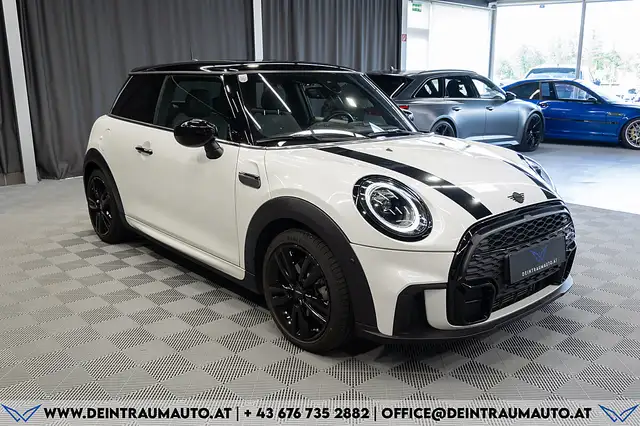 Mini Cooper view 4