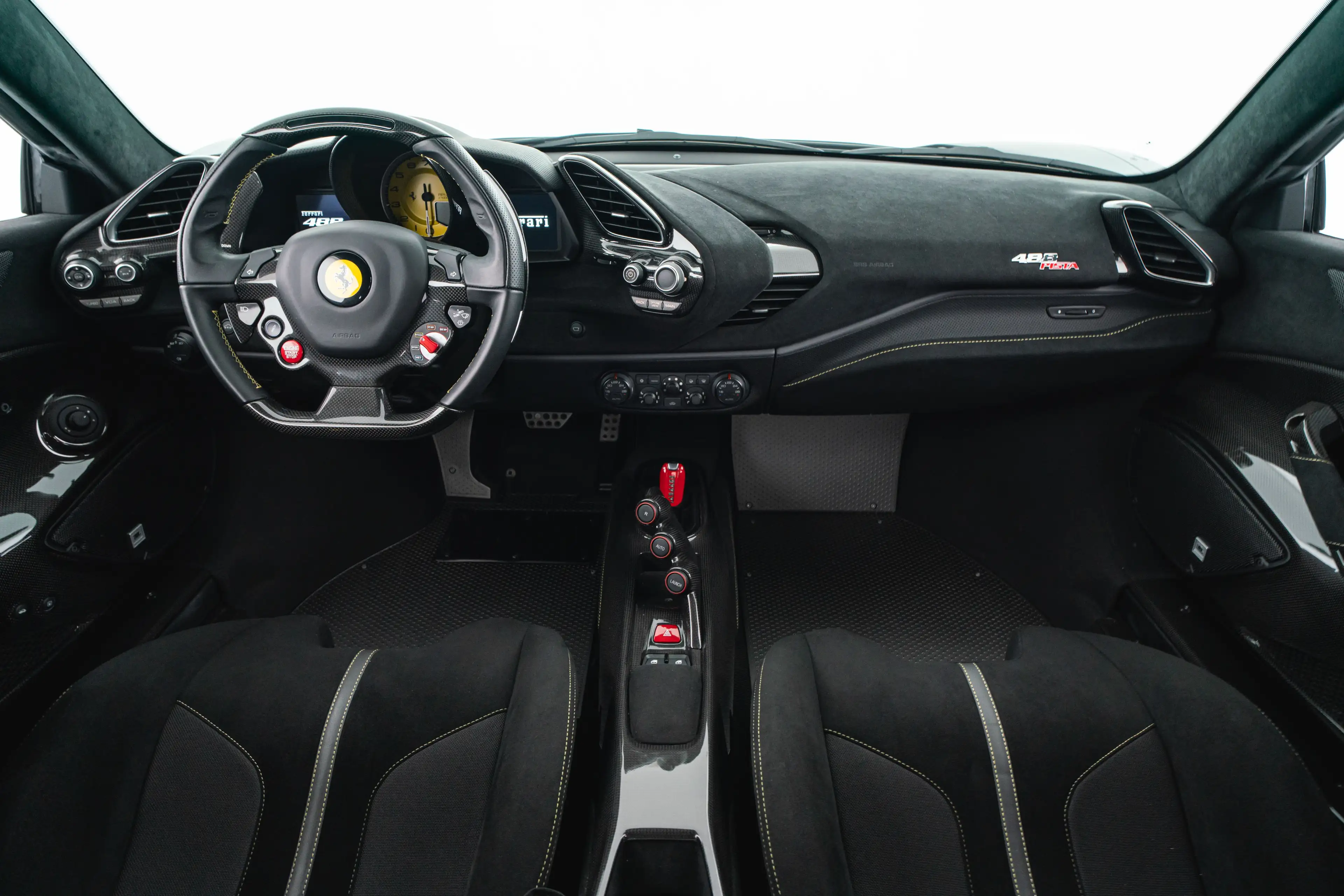 Ferrari 488 488 Pista — photo 10