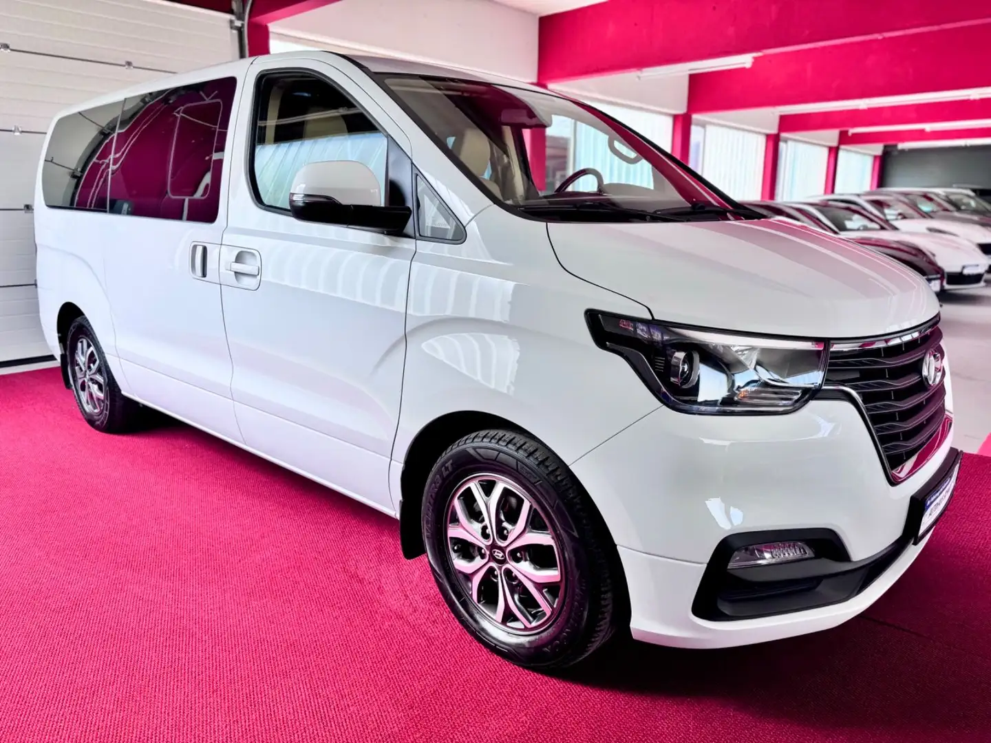 Hyundai H-1 Travel Premium Leder 8 Sitze Automatik Navi Wit - 2