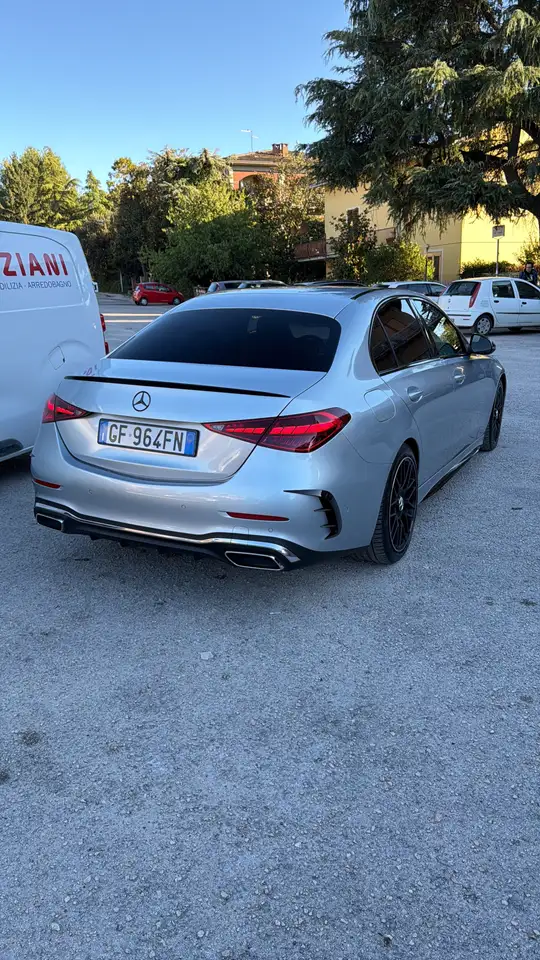 Mercedes-Benz C 220