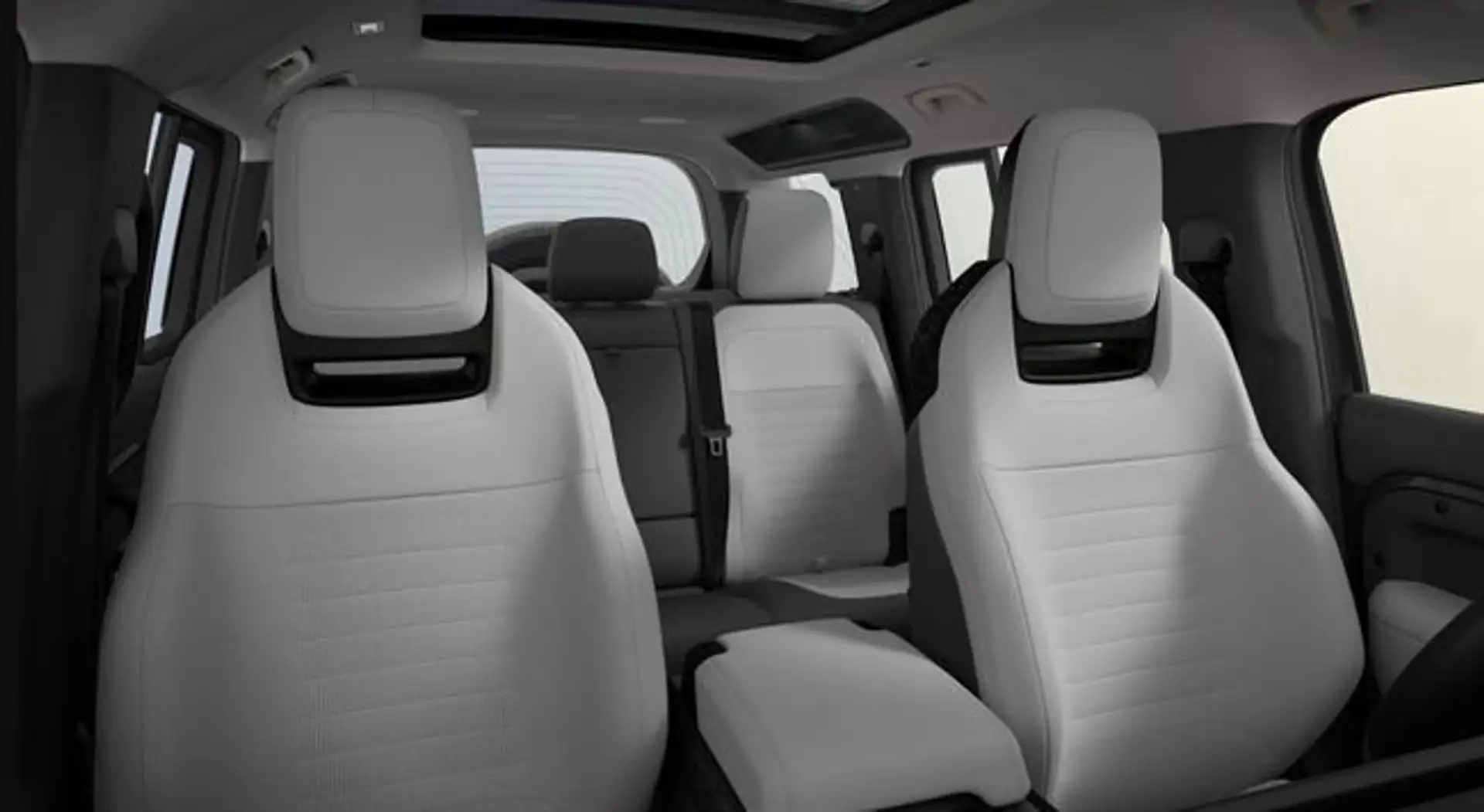 랜드로버 레인지로버 스포츠 Defender P635 OCTA 2026 네이비 사진 6