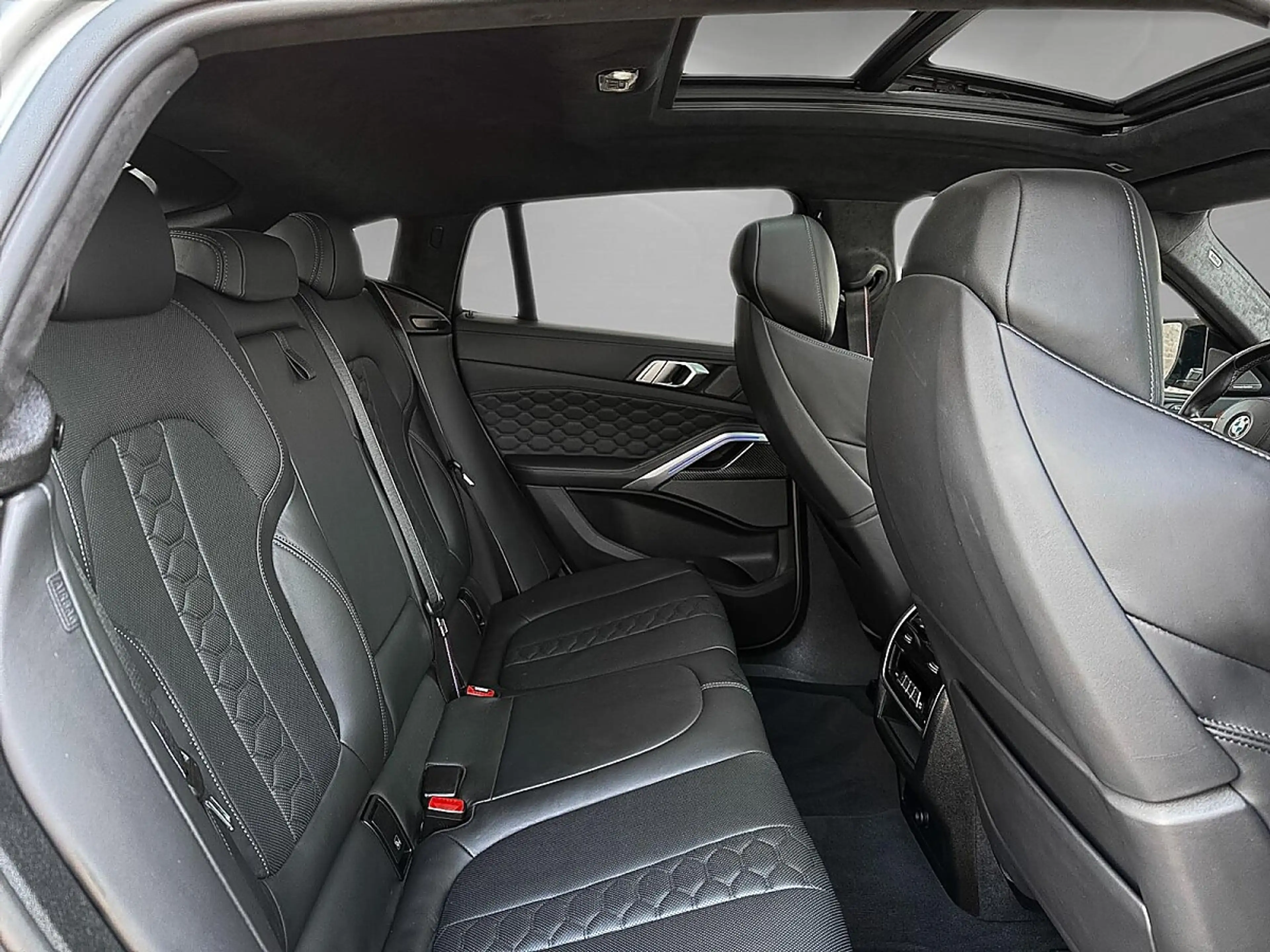 BMW X6 M Aut. | VOLL AUSSTATTUNG | COMPETITION | MwSt.AU... — photo 14