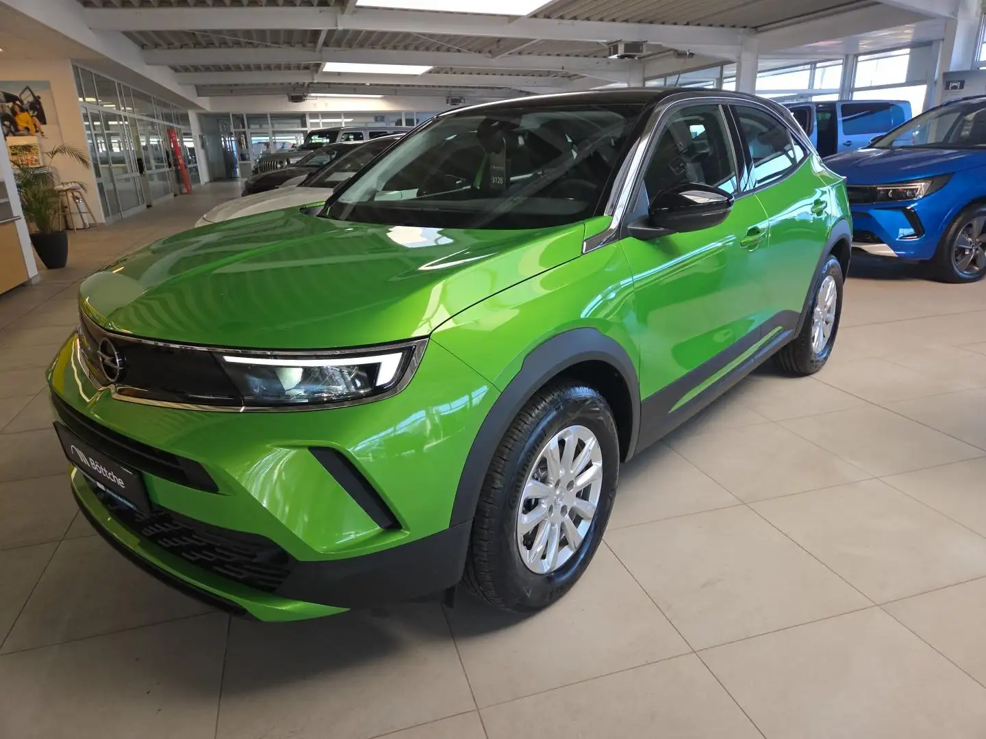 Opel Mokka e Edition Grün - 1