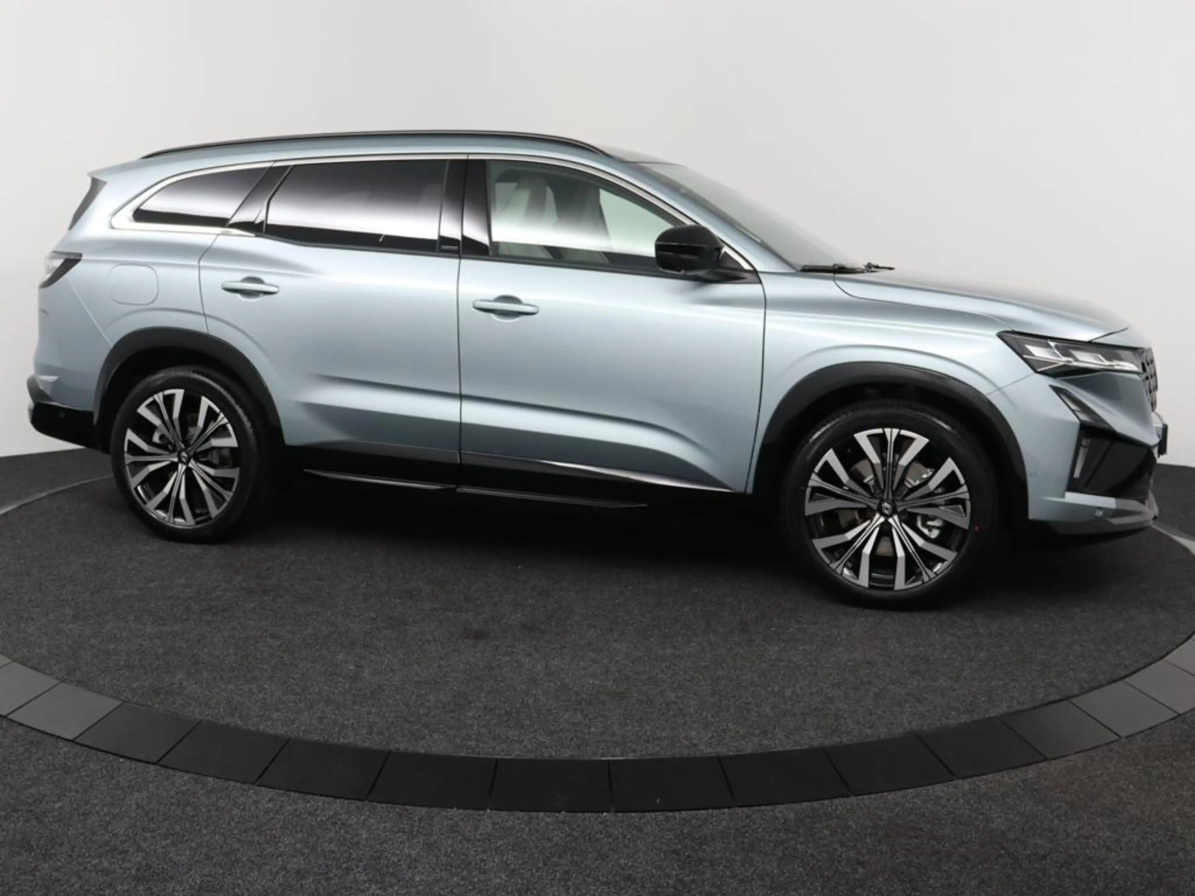 Renault Espace iconic full hybrid E-Tech 200 - 5 zitplaatsen | Pa — photo 11