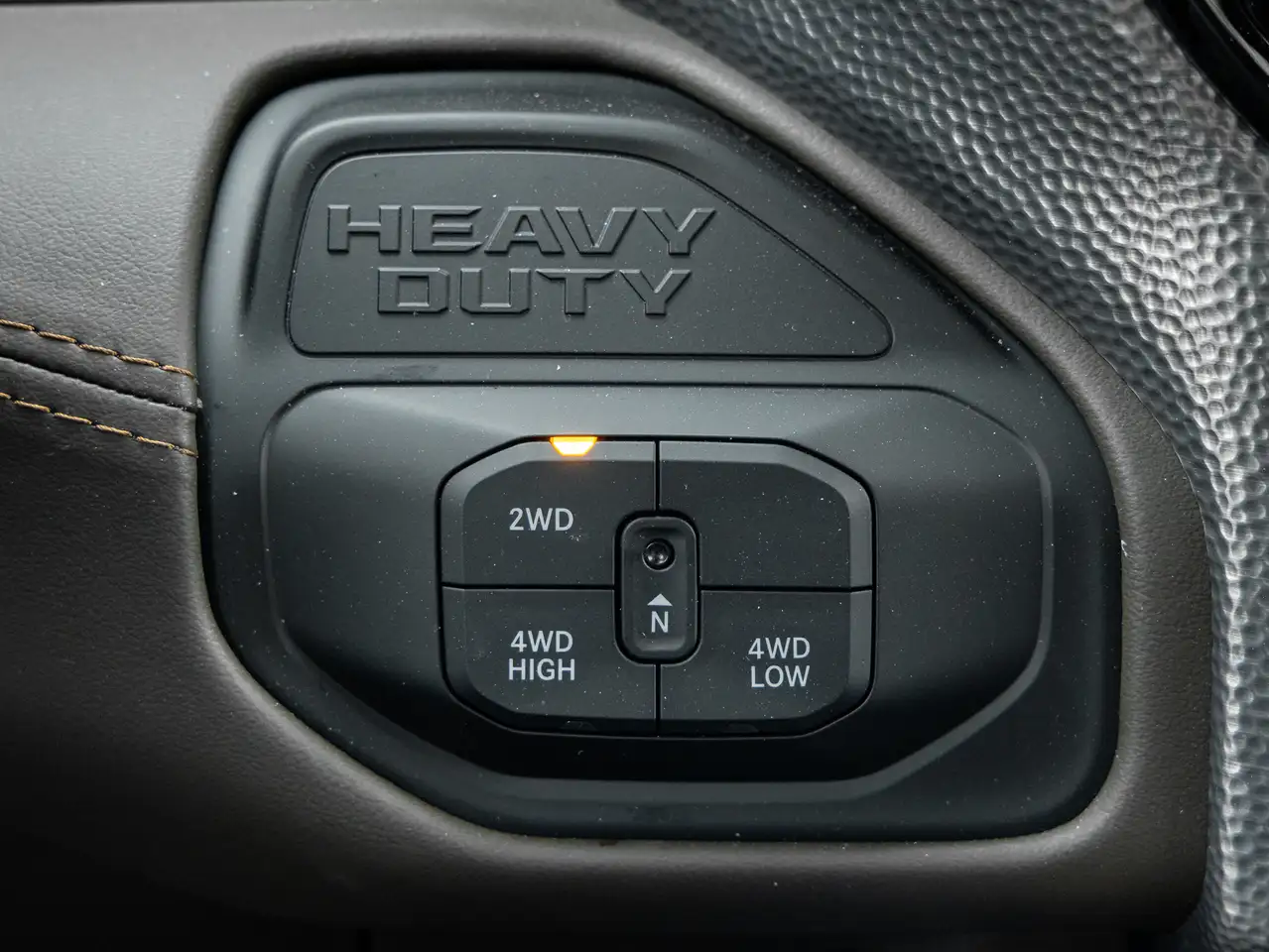 RAM 3500 снимка RAM 3500