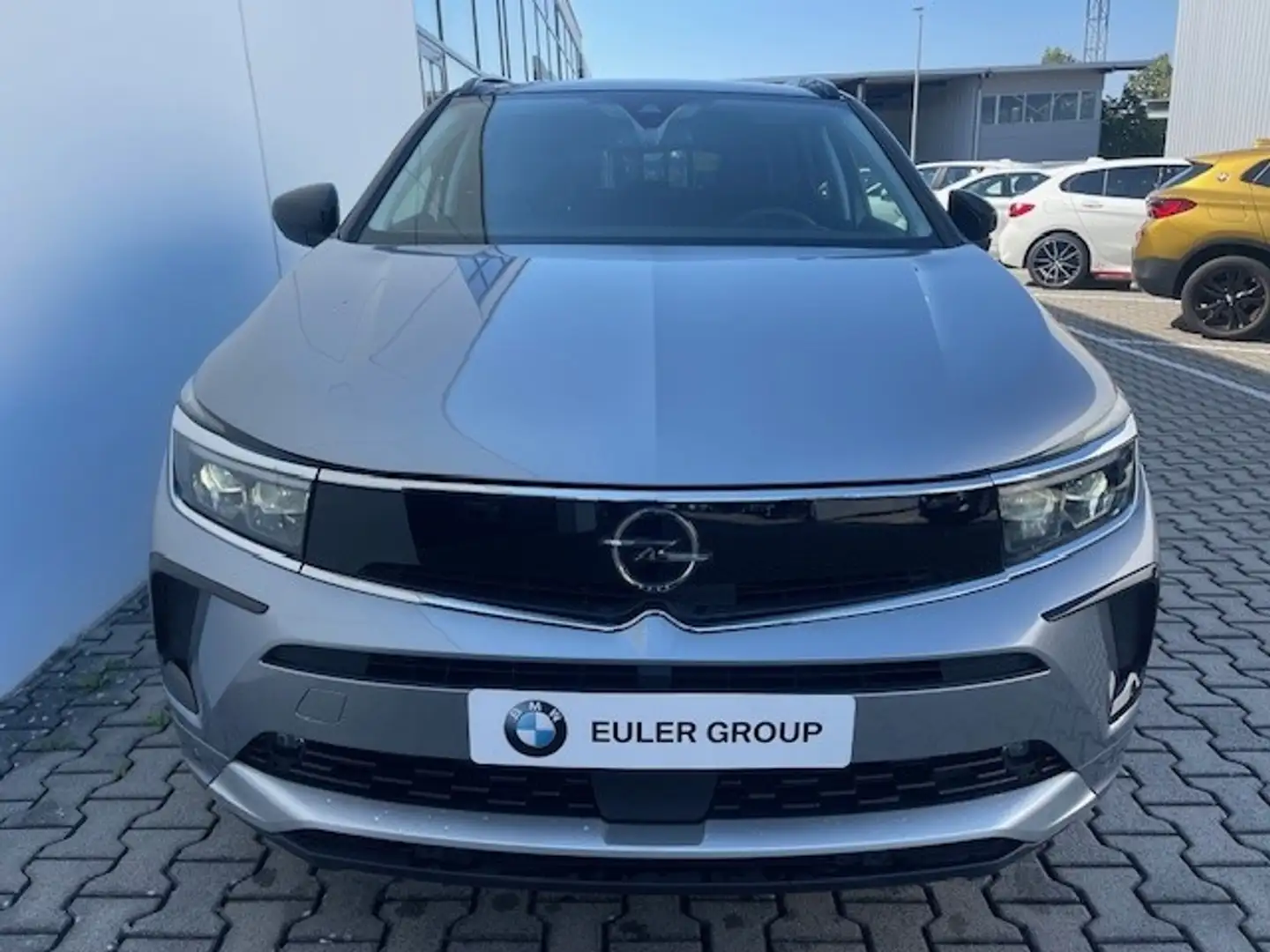 Opel Grandland 1.2 DI A Ultimate LED LkHZ NAV RFK Parkass Grau - 2