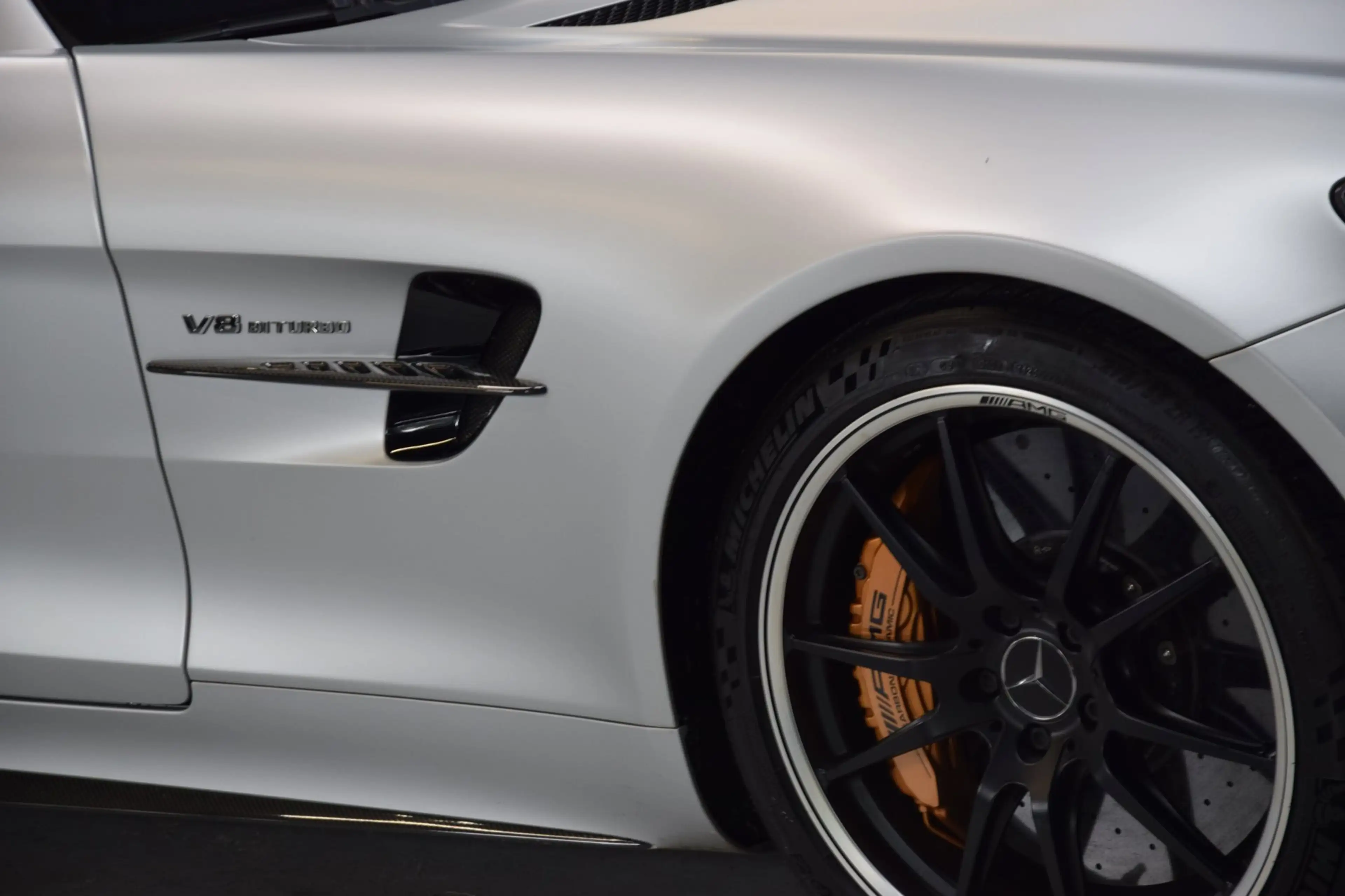 Mercedes-Benz AMG GT 4.0 R V8 Keramisch|Navi|Leder|585pk!!|Dealer onder — photo 25