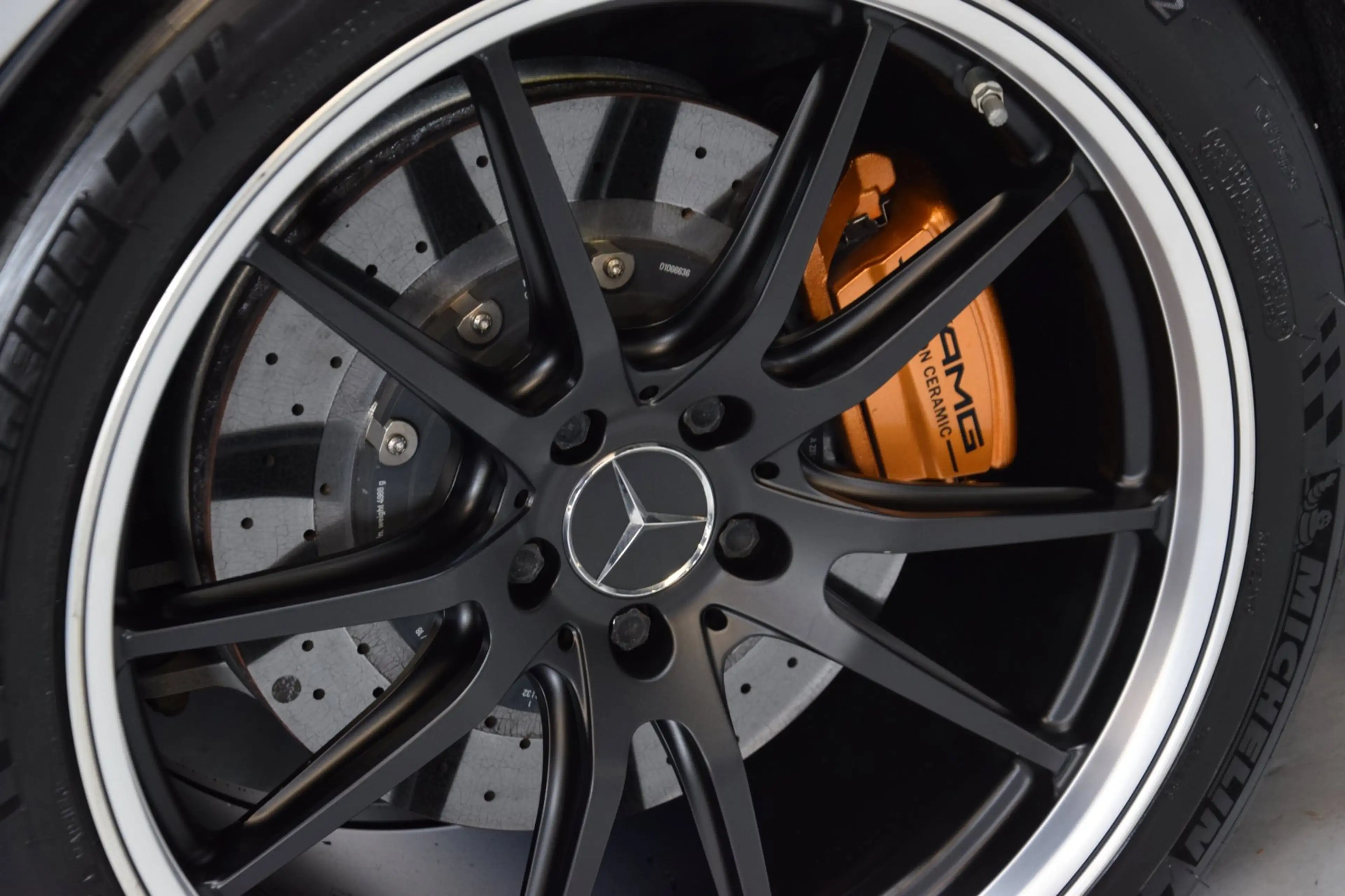 Mercedes-Benz AMG GT 4.0 R V8 Keramisch|Navi|Leder|585pk!!|Dealer onder — photo 28