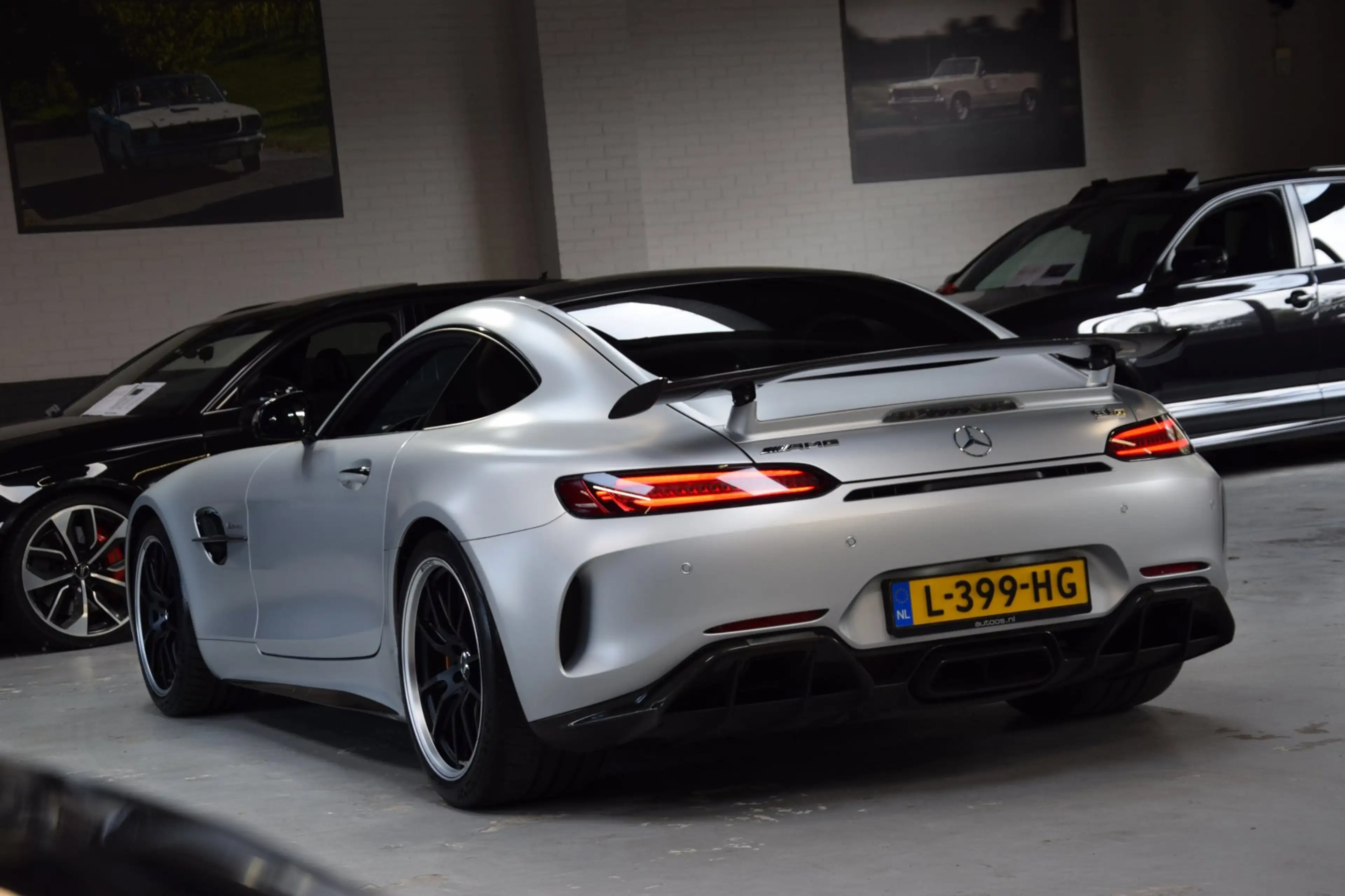 Mercedes-Benz AMG GT 4.0 R V8 Keramisch|Navi|Leder|585pk!!|Dealer onder — photo 35