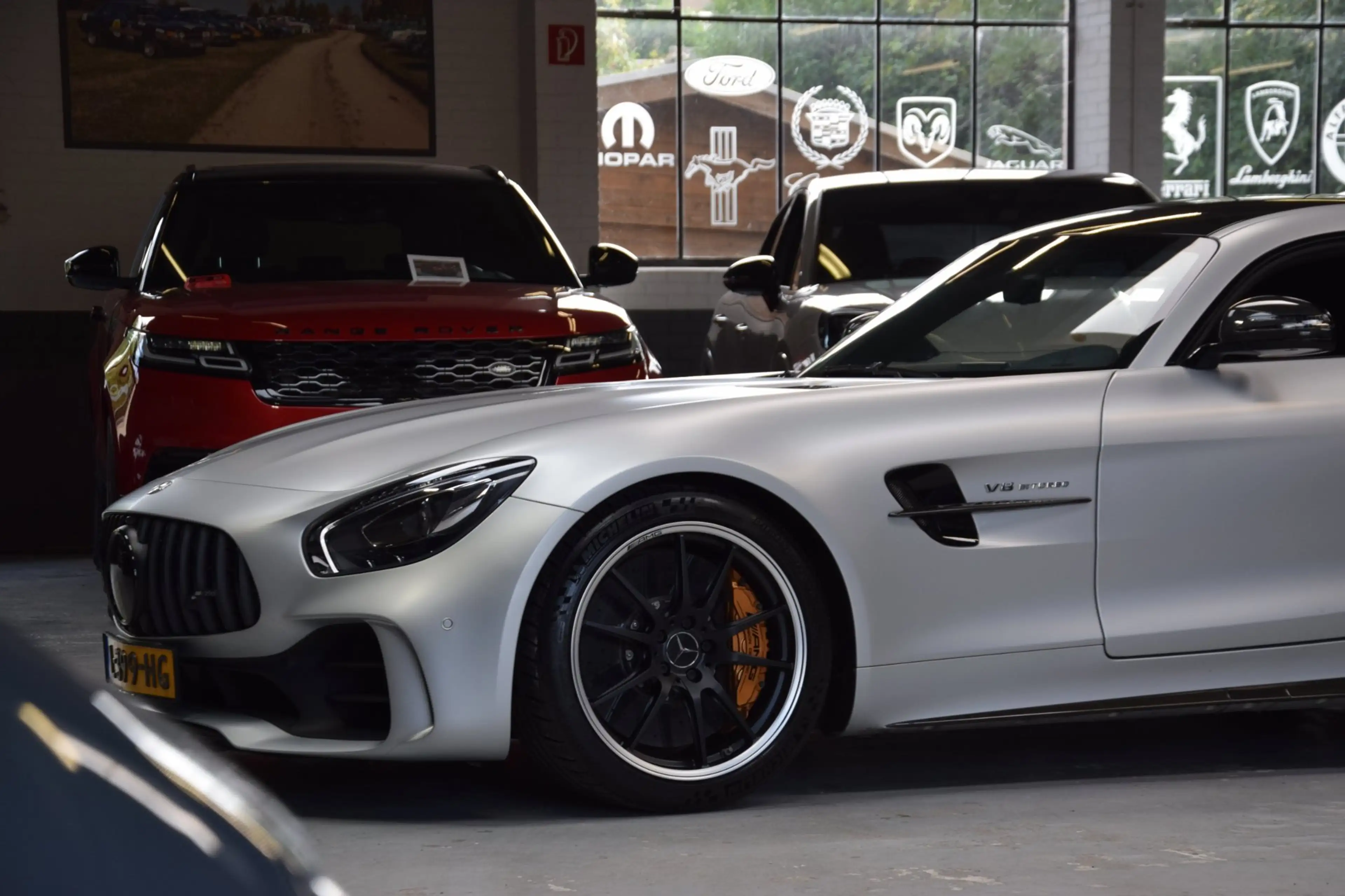 Mercedes-Benz AMG GT 4.0 R V8 Keramisch|Navi|Leder|585pk!!|Dealer onder — photo 8