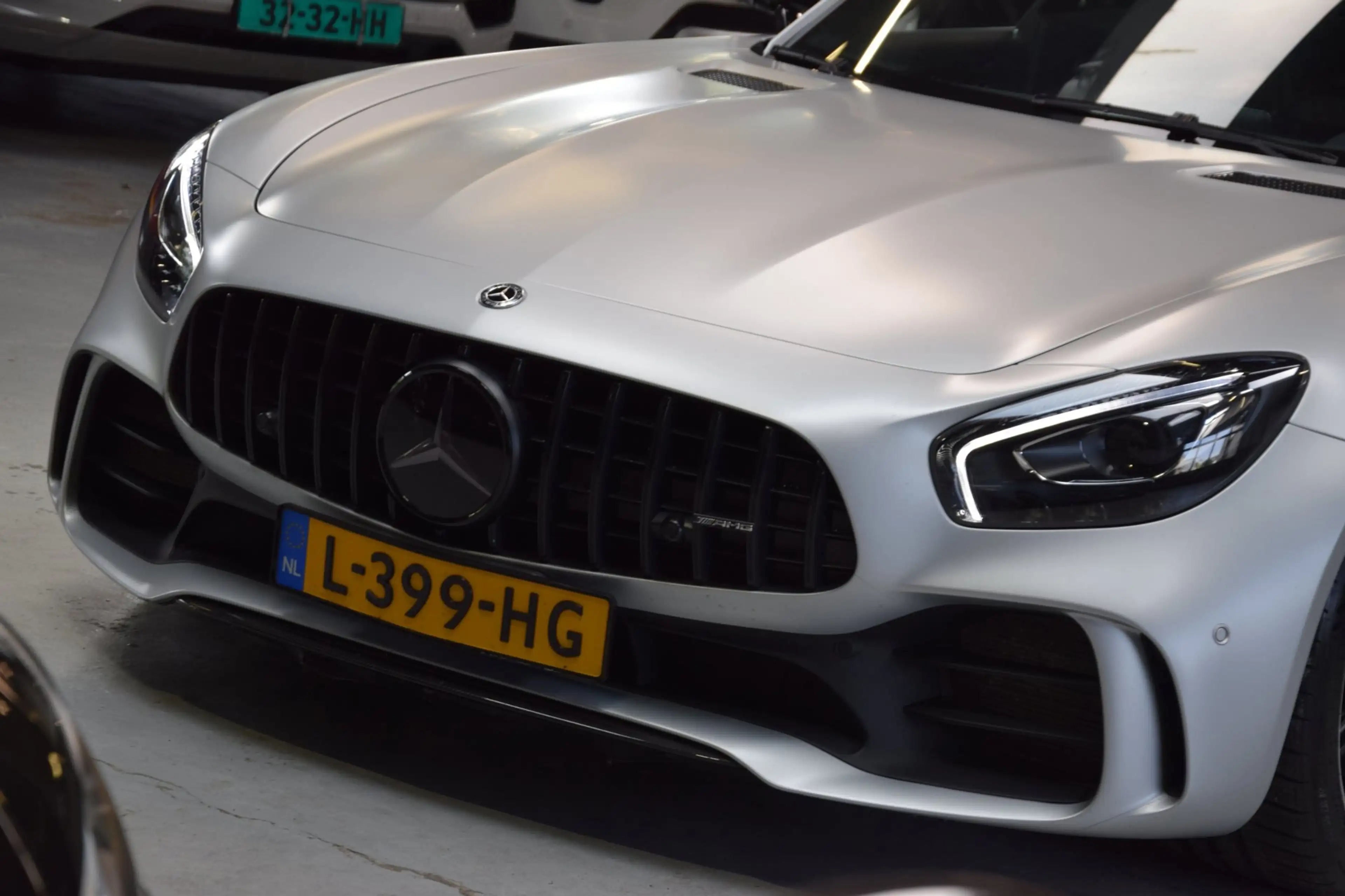Mercedes-Benz AMG GT 4.0 R V8 Keramisch|Navi|Leder|585pk!!|Dealer onder — photo 16