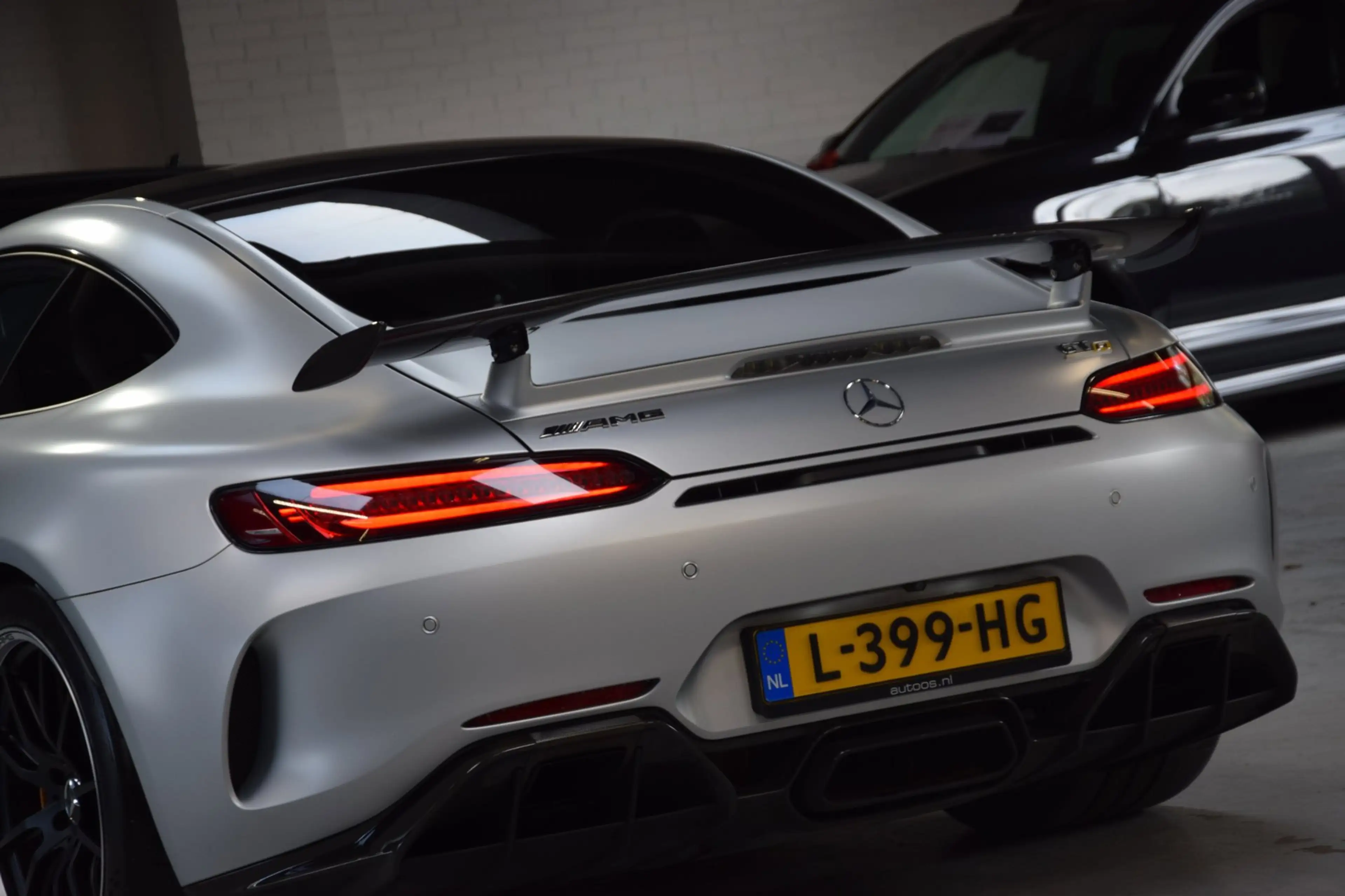 Mercedes-Benz AMG GT 4.0 R V8 Keramisch|Navi|Leder|585pk!!|Dealer onder — photo 36