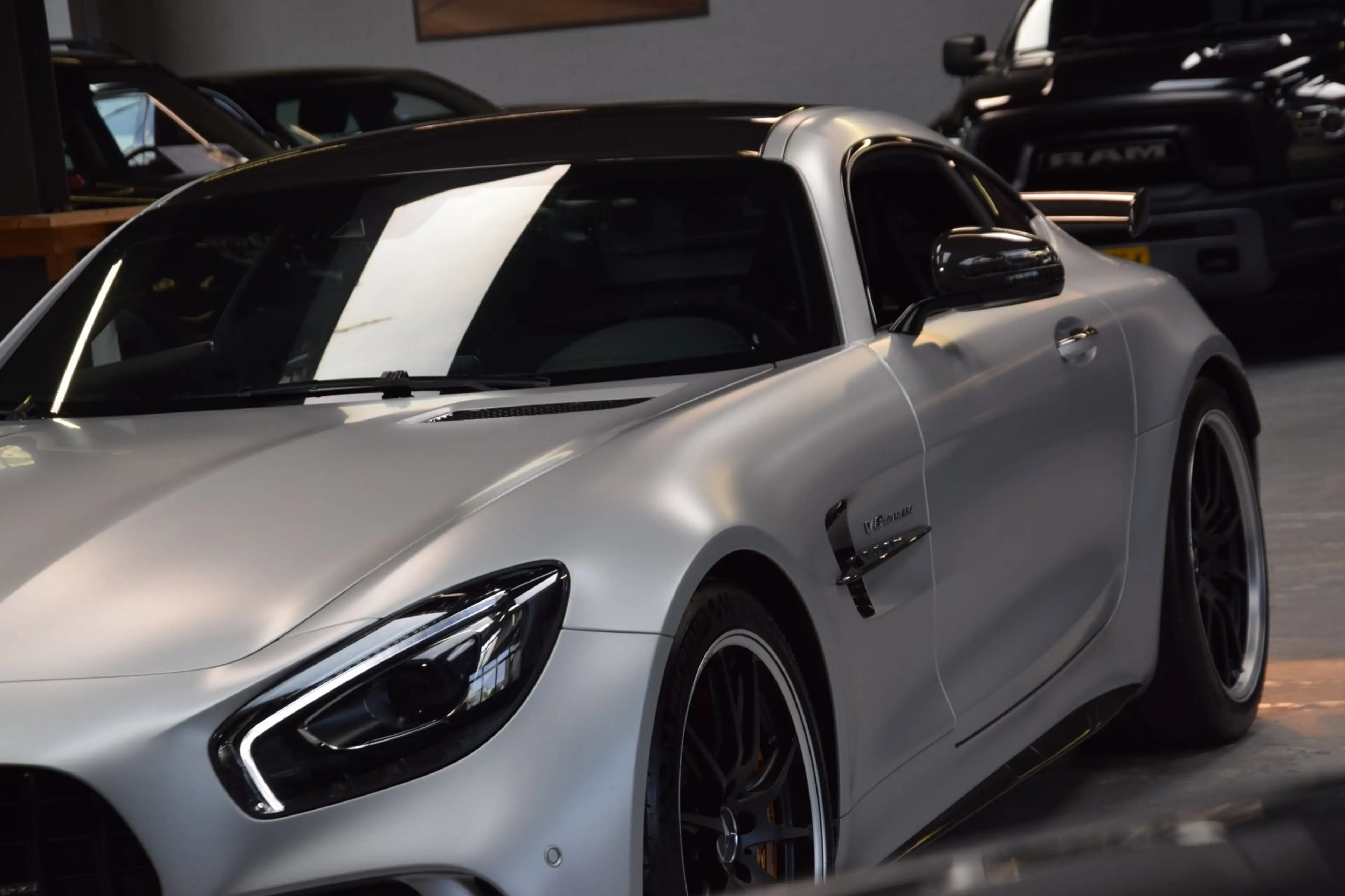 Mercedes-Benz AMG GT 4.0 R V8 Keramisch|Navi|Leder|585pk!!|Dealer onder — photo 15