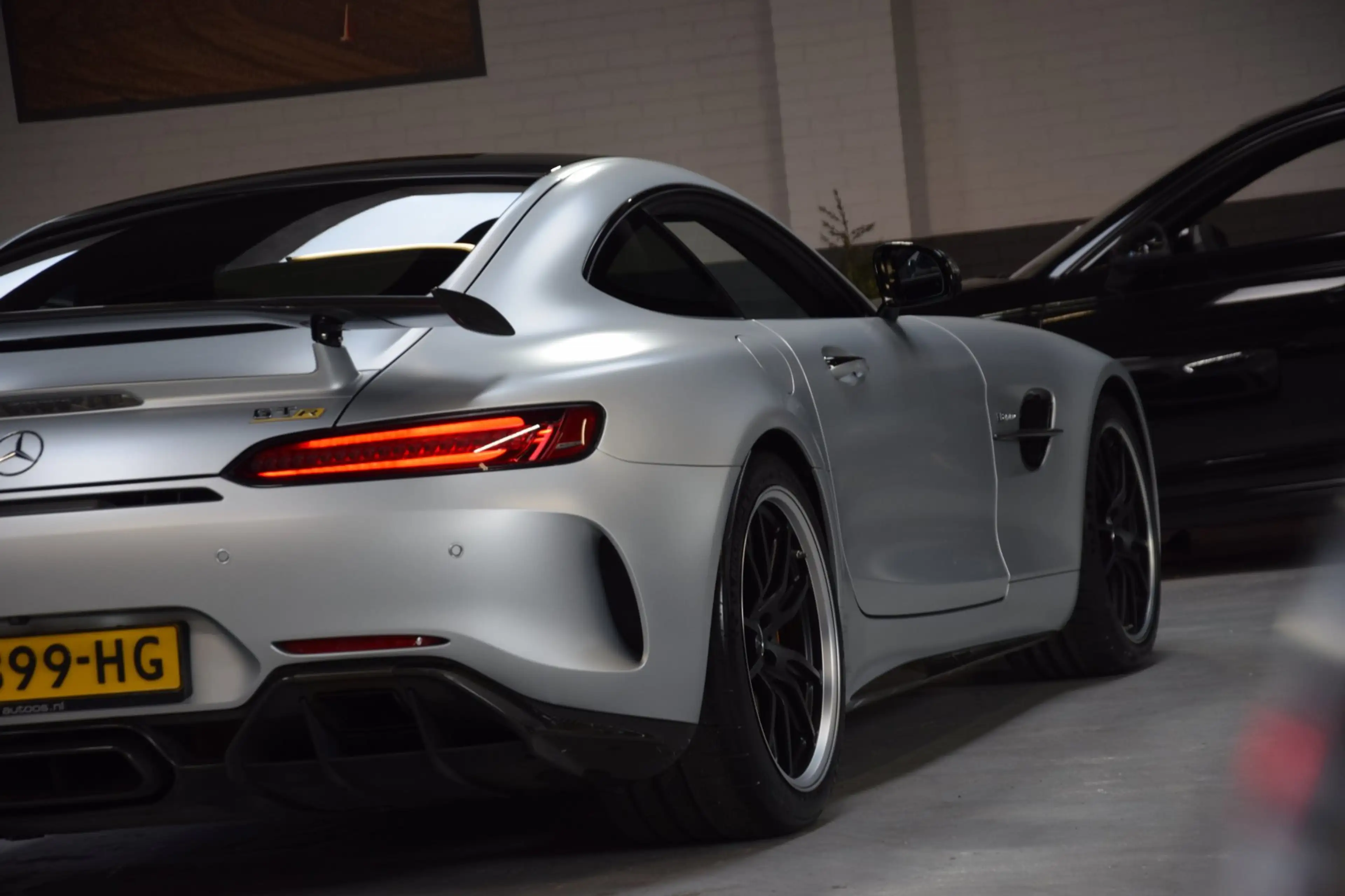 Mercedes-Benz AMG GT 4.0 R V8 Keramisch|Navi|Leder|585pk!!|Dealer onder — photo 30