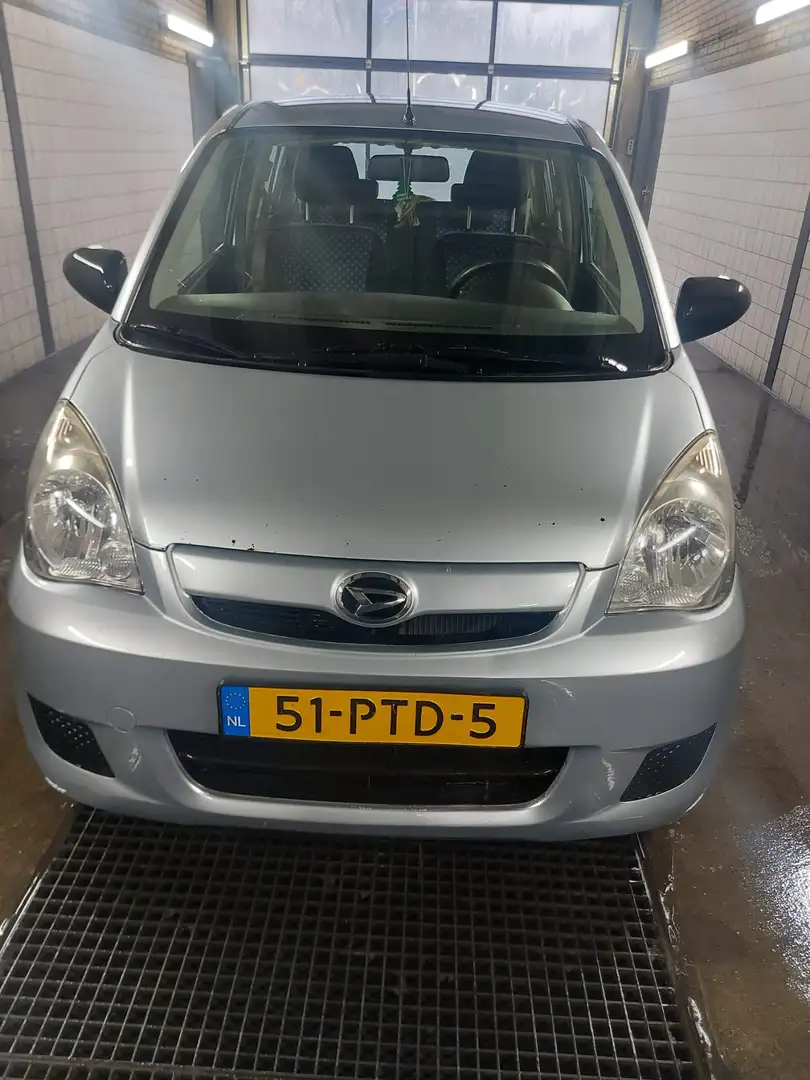 Daihatsu Cuore Cuore 1.0 Clever Plateado - 1