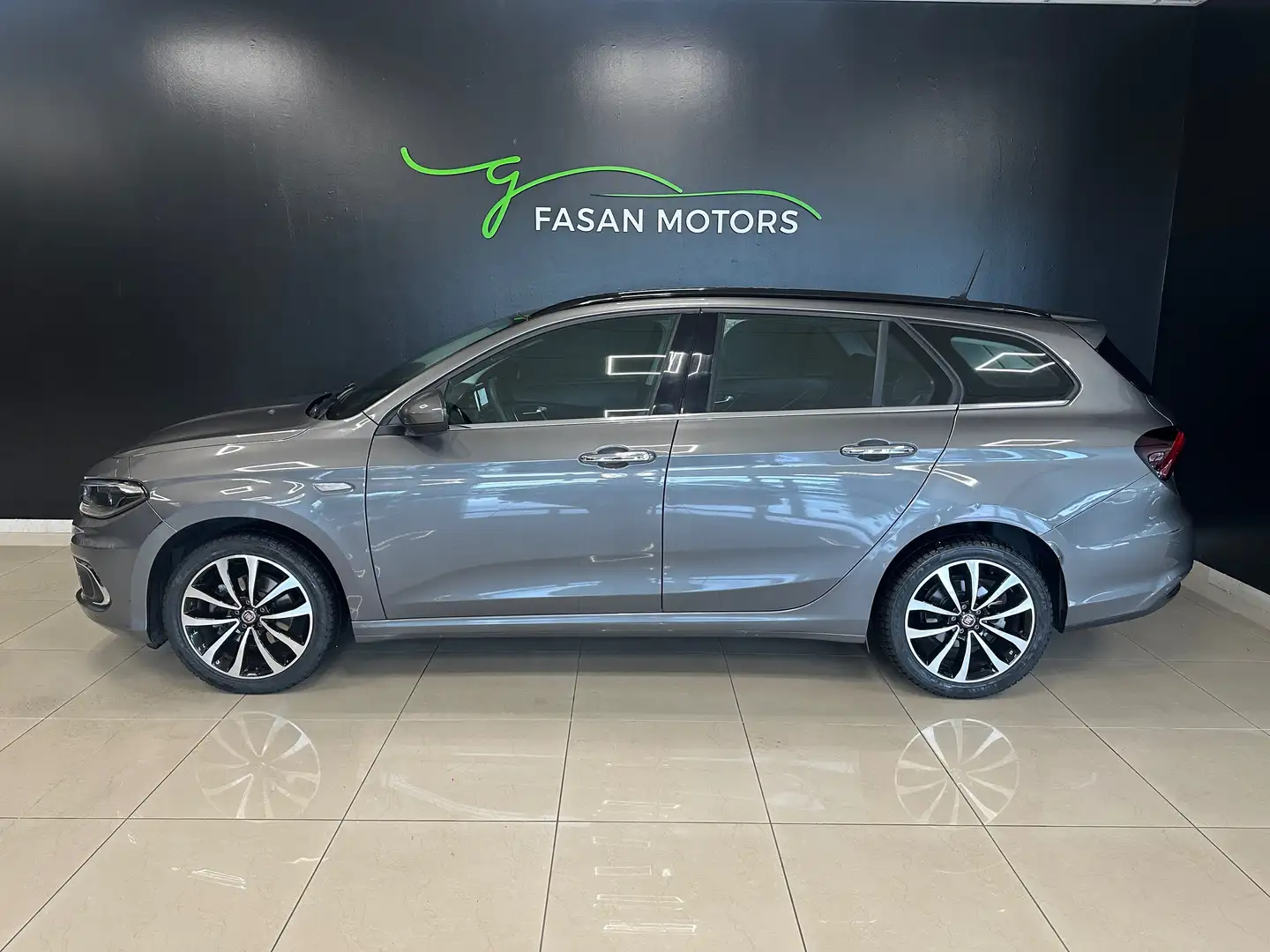 Fiat Tipo Tipo SW II SW 1.6 mjt Lounge s Grijs - 2