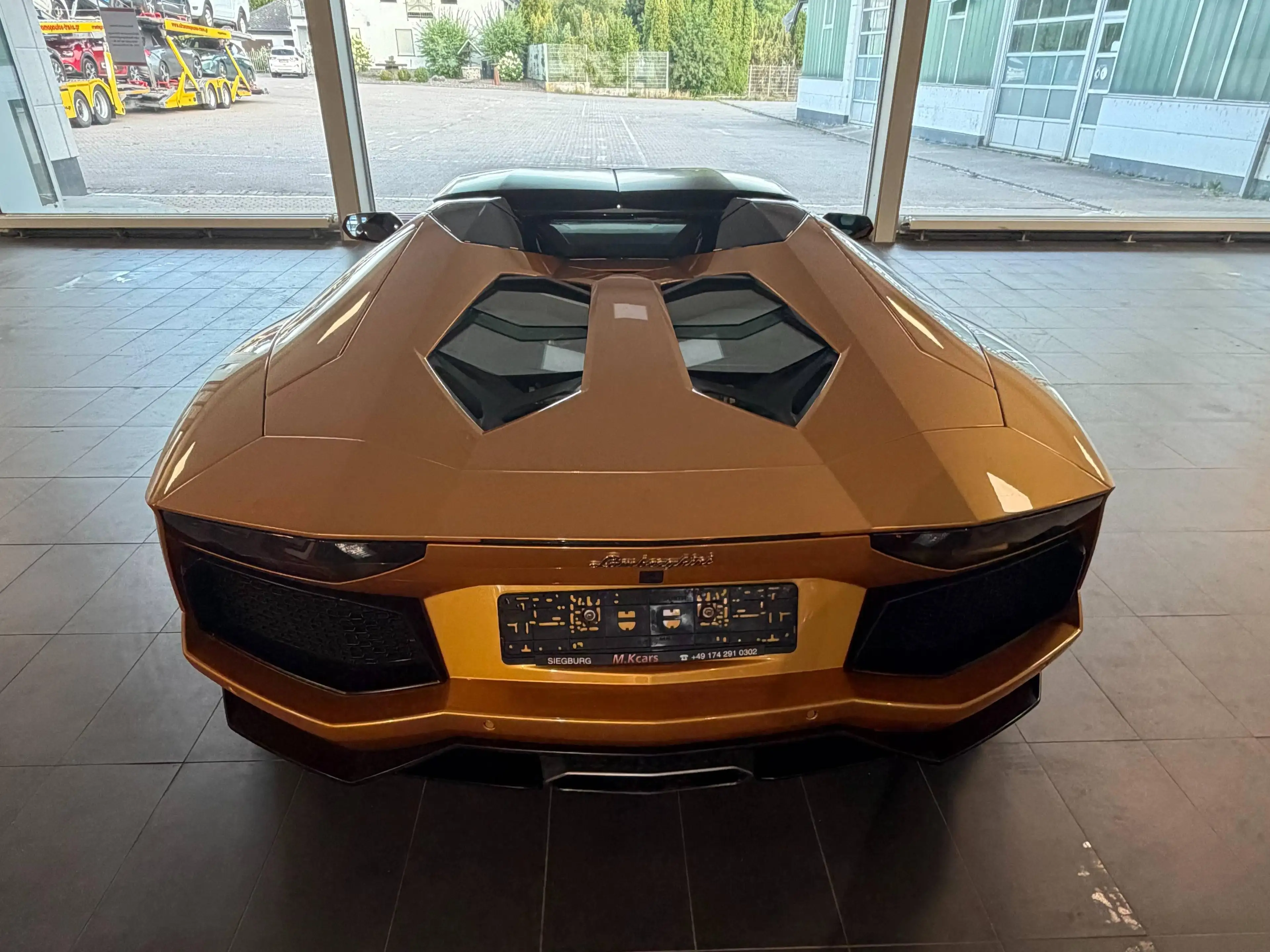 Lamborghini Aventador Lamborghini Aventador LP700-4 Roadster | 4.500 km | Lift | Kamera | Unfallfrei — photo 9