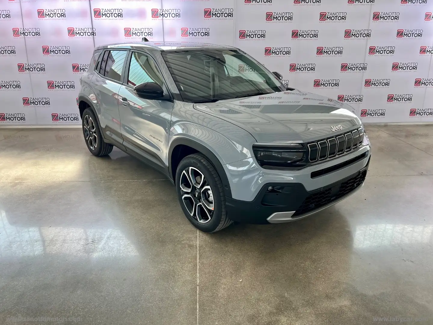 Jeep Avenger 110CV MHEV Summit PROMO IMMATRICOLAZIONE GIUGNO Grigio - 2