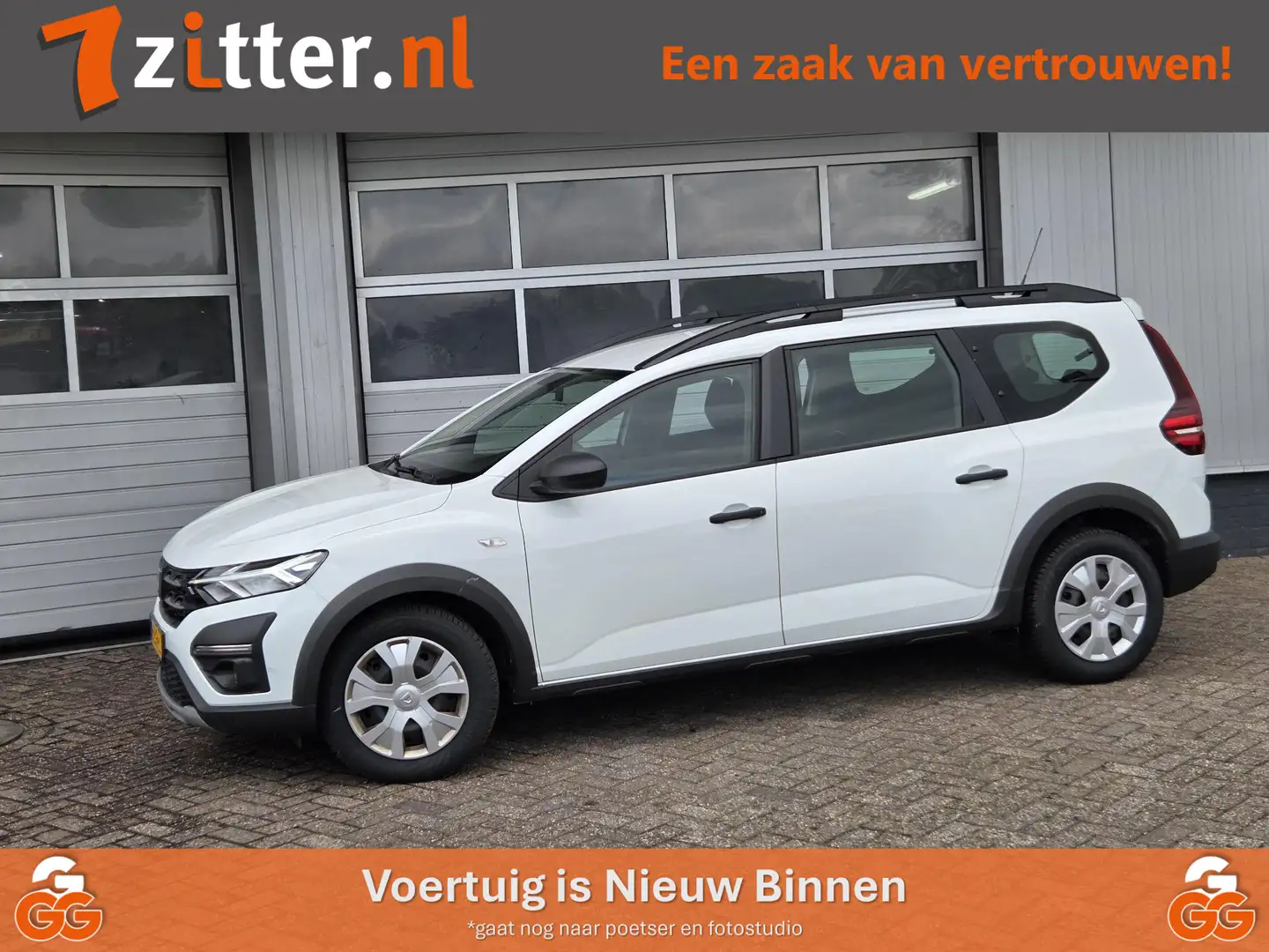 Dacia Jogger 1.0 TCe Essential 7-Persoons, Airco Wit - 1
